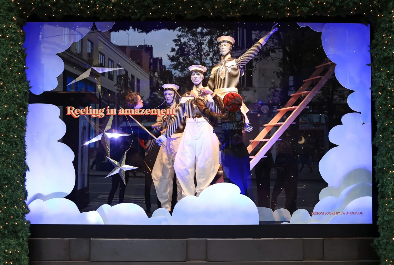 Selfridges_Christmas_Window_05-1536x1034.jpg