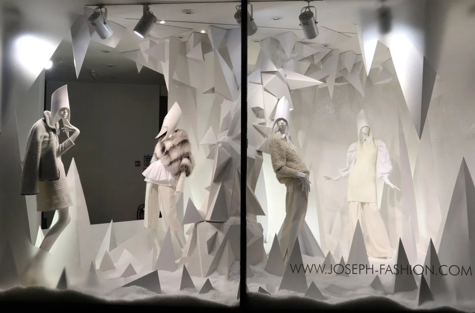 best-window-displays_joseph_2014_christmas_harlequin-design_winter-wonderland_10-960x633.jpeg