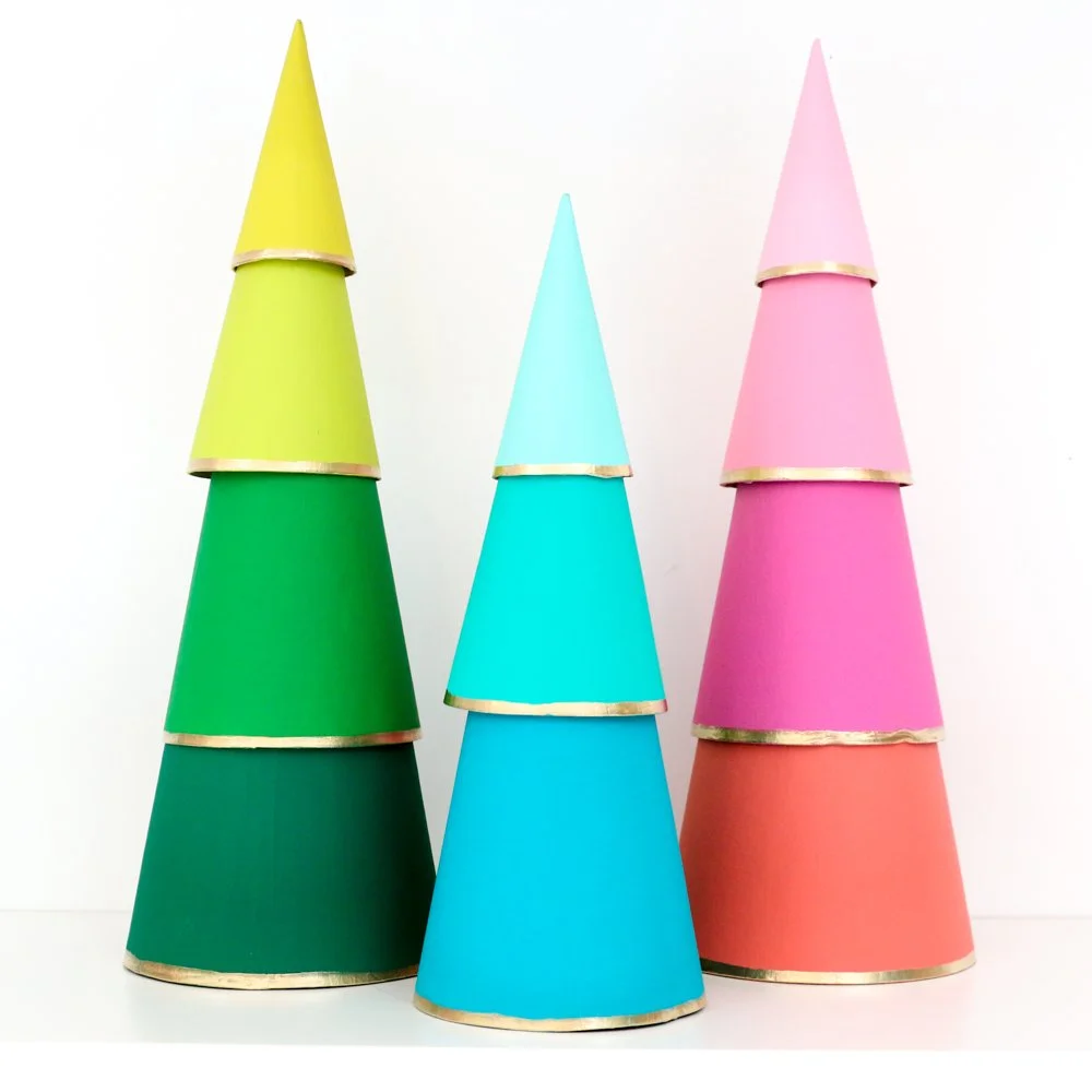 DIY-Modern-Tiered-Ombre-Christmas-Trees-4.jpg