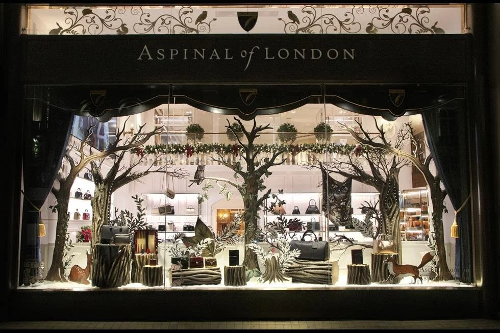 3095856_aspinaloflondonregentstreetchristmaswindow2021_816393.jpg