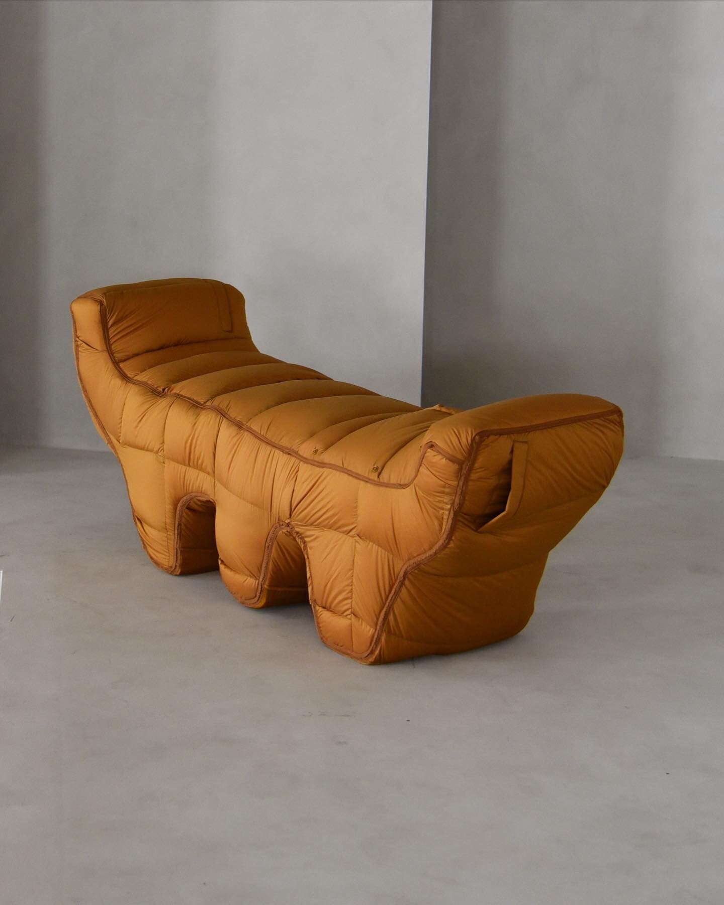 padded-bench3.jpg