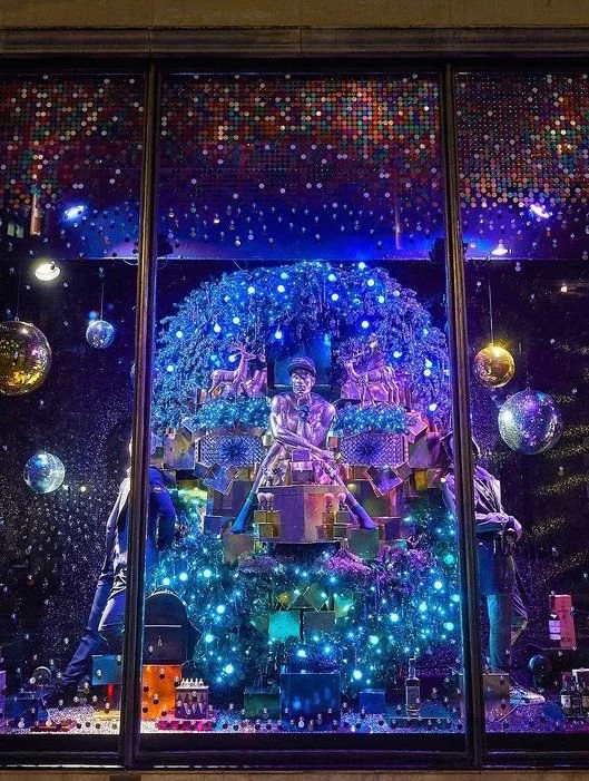 The Best Christmas Window Displays Around the World.jpeg