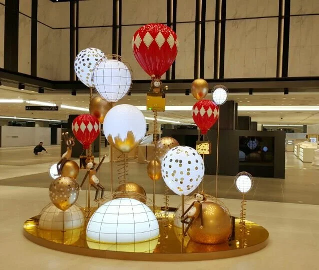 원숭이캐릭터 및 풍선조형물 설치.jpeg