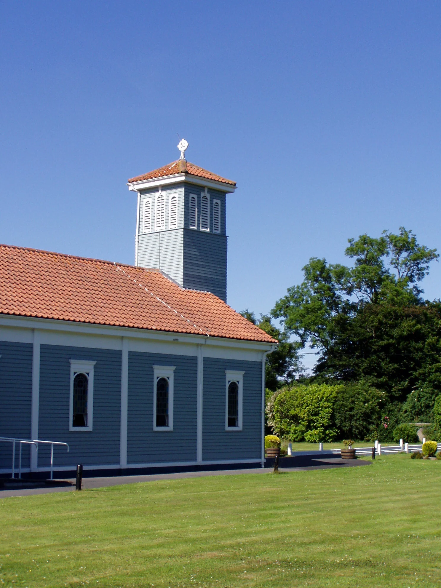 Our Lady of the Wayside (5).JPG