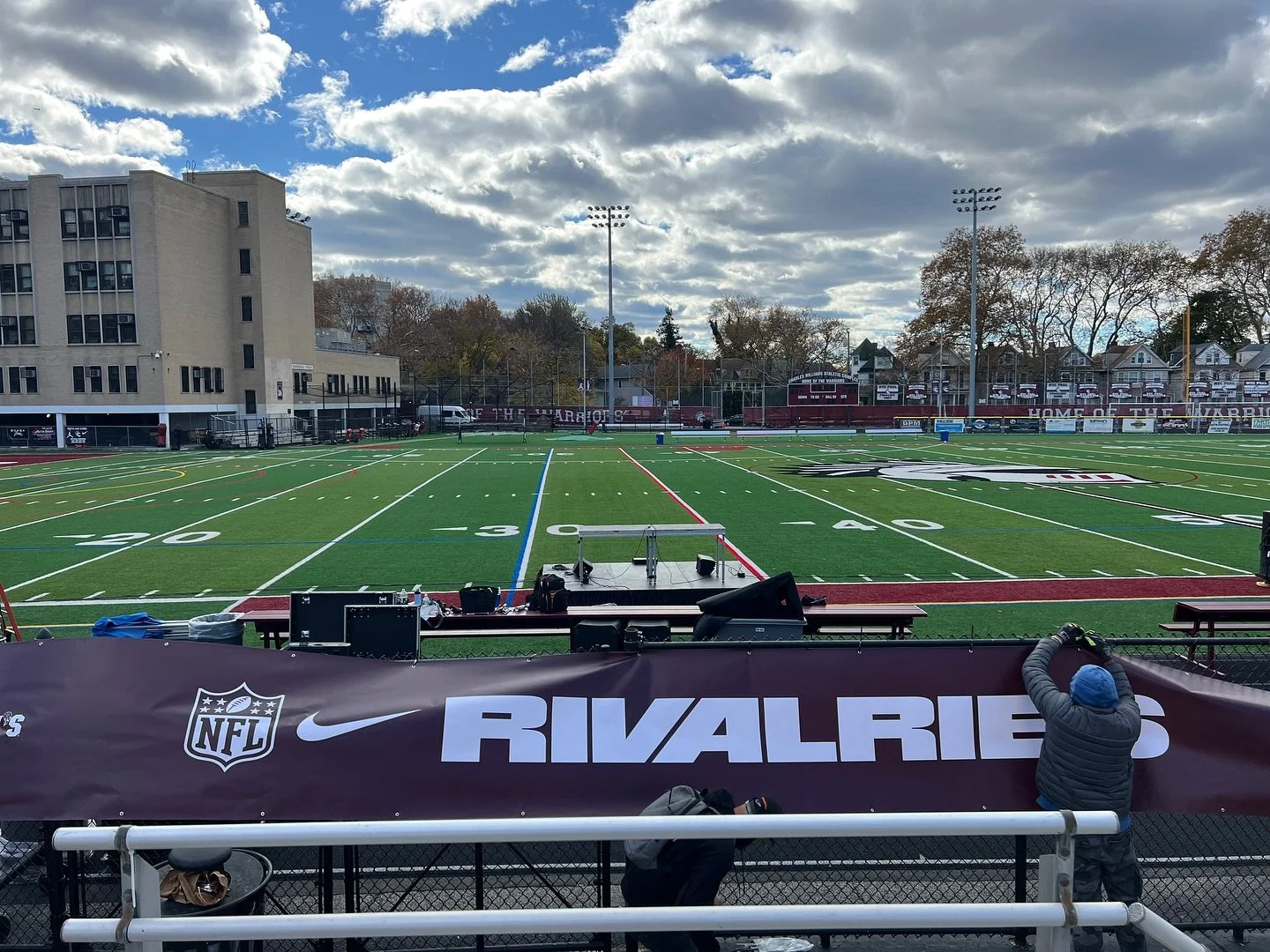 Bringing the energy from a recent pep rally For Nike and Dicks sporting goods at Curtis High School 📣
..
Client: John Mitchell LLC, for @nike @dickssportinggoods 
Venue: Curtis High School, Staten Island
Audio: @liveproductionlabs @sdnbroadcast 
Aud
