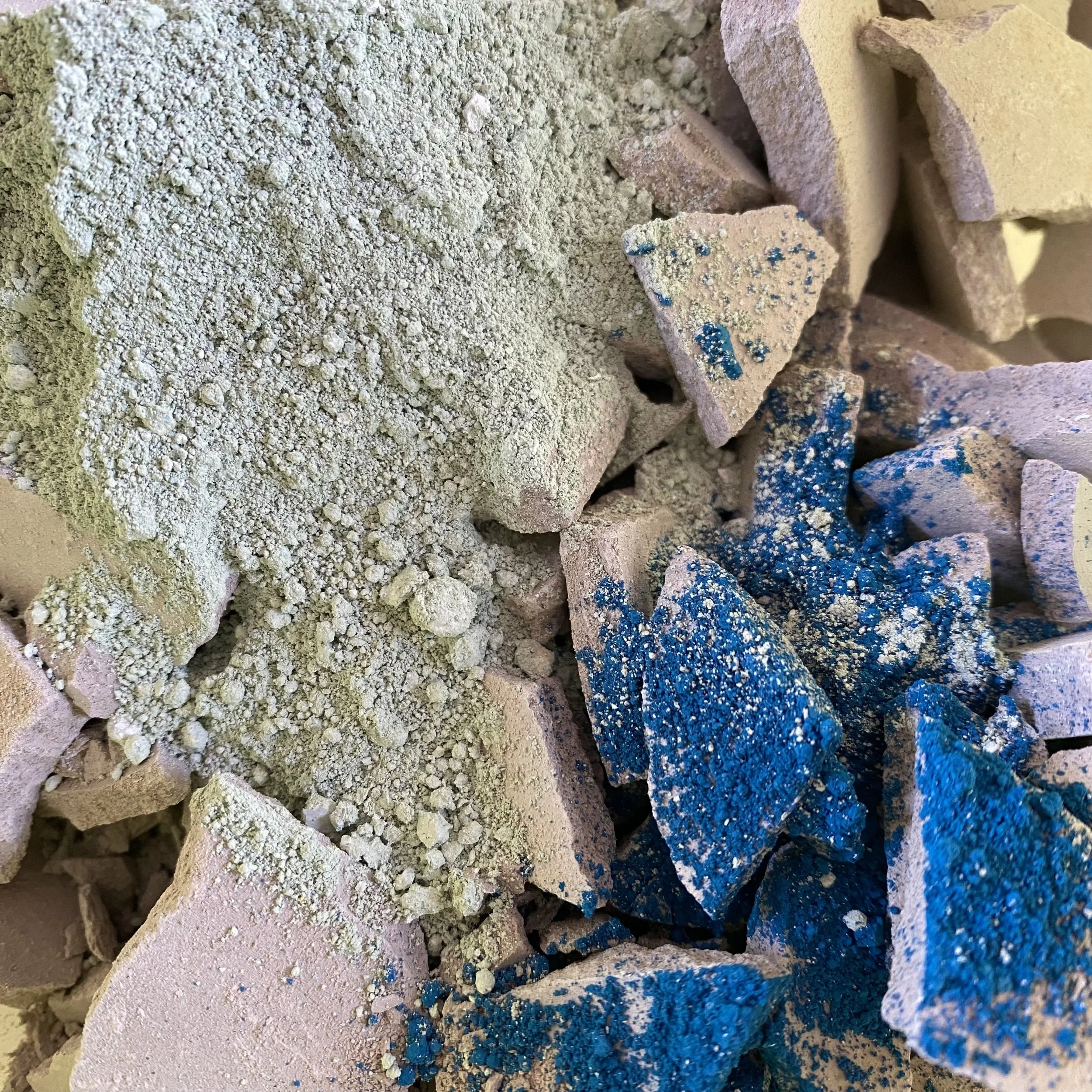 colouring clay