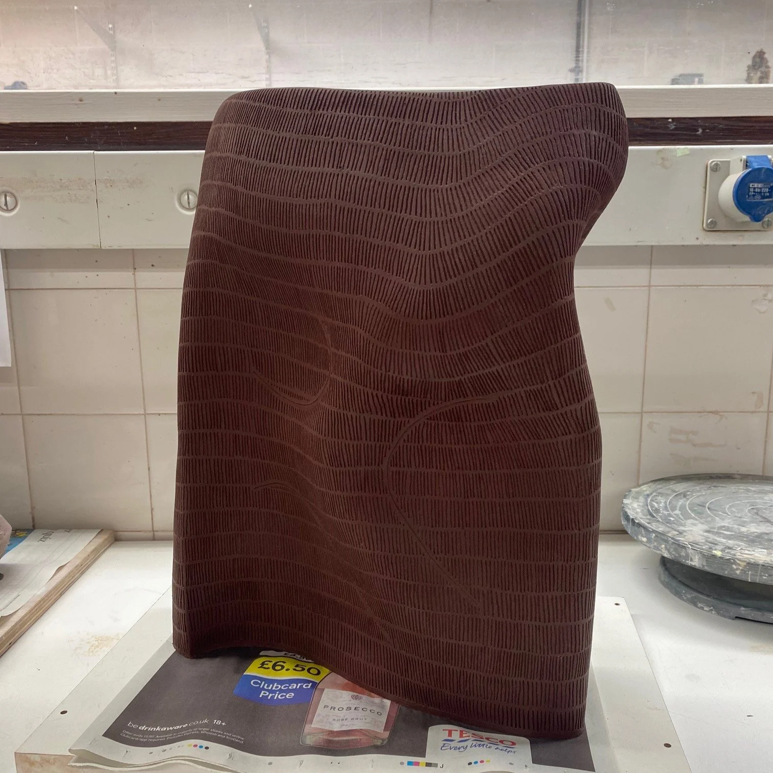 unfired lge contour vessel front