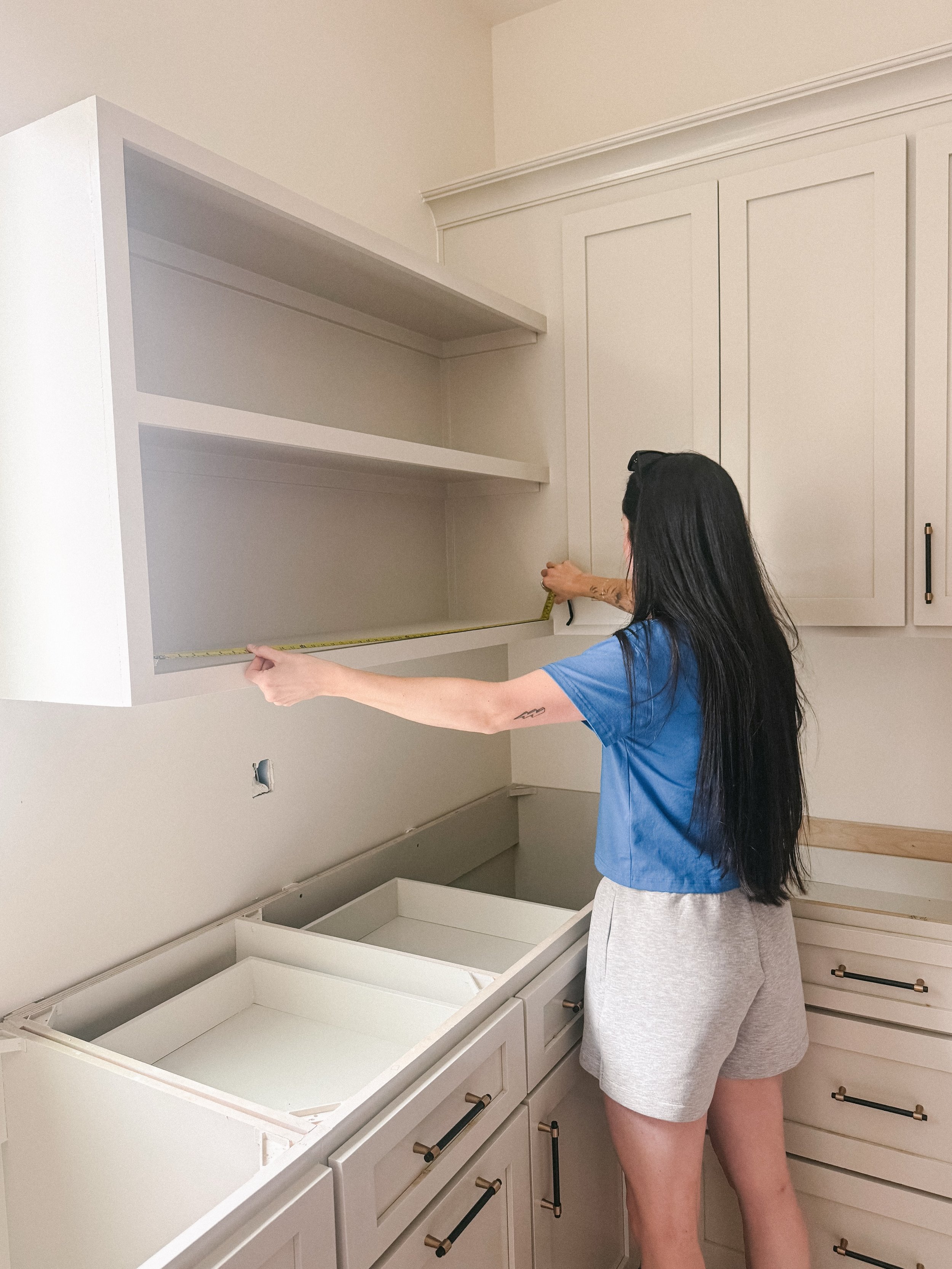 Want to know one of the most overlooked parts of a new build or renovation? 🏠🔨 Storage planning. 

Shelf depths, spacing, drawer placement, and overall layout can make a huge difference in how functional your space is! That&rsquo;s why we love gett