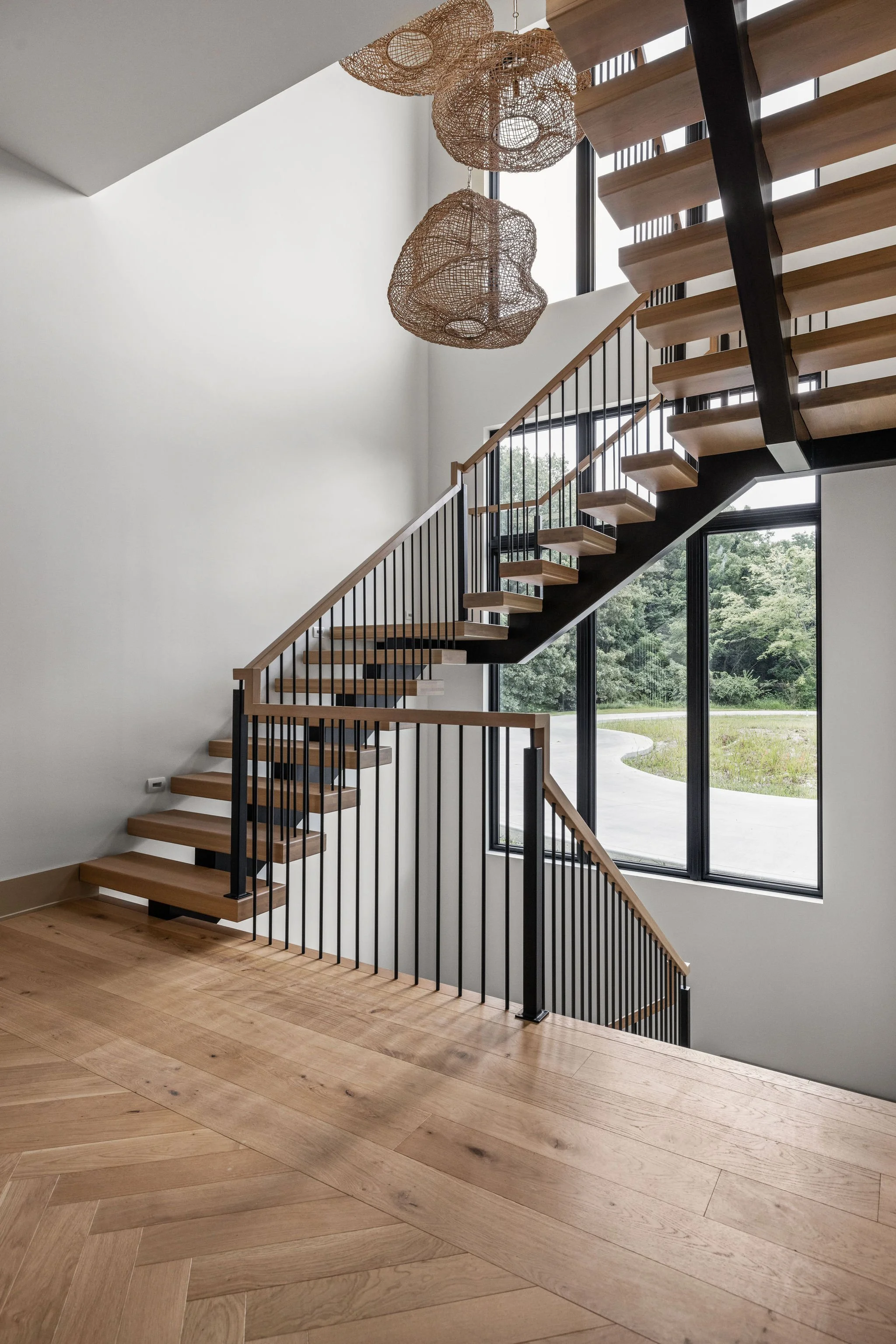 Makai-House_Laid-back-Organic-Modern_Custom-Build_Bodine-White_7.jpg