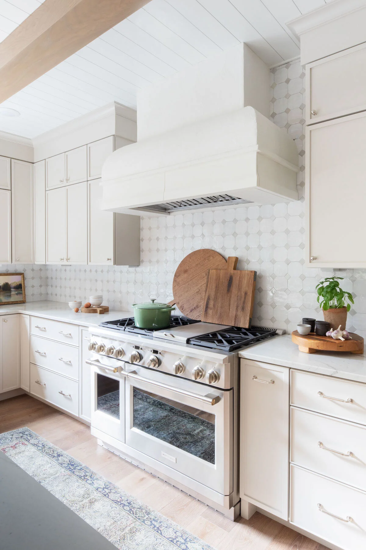 Stone-Bluff-Kitchen-Scout-and-Nimble-Bodine-White-08.jpg