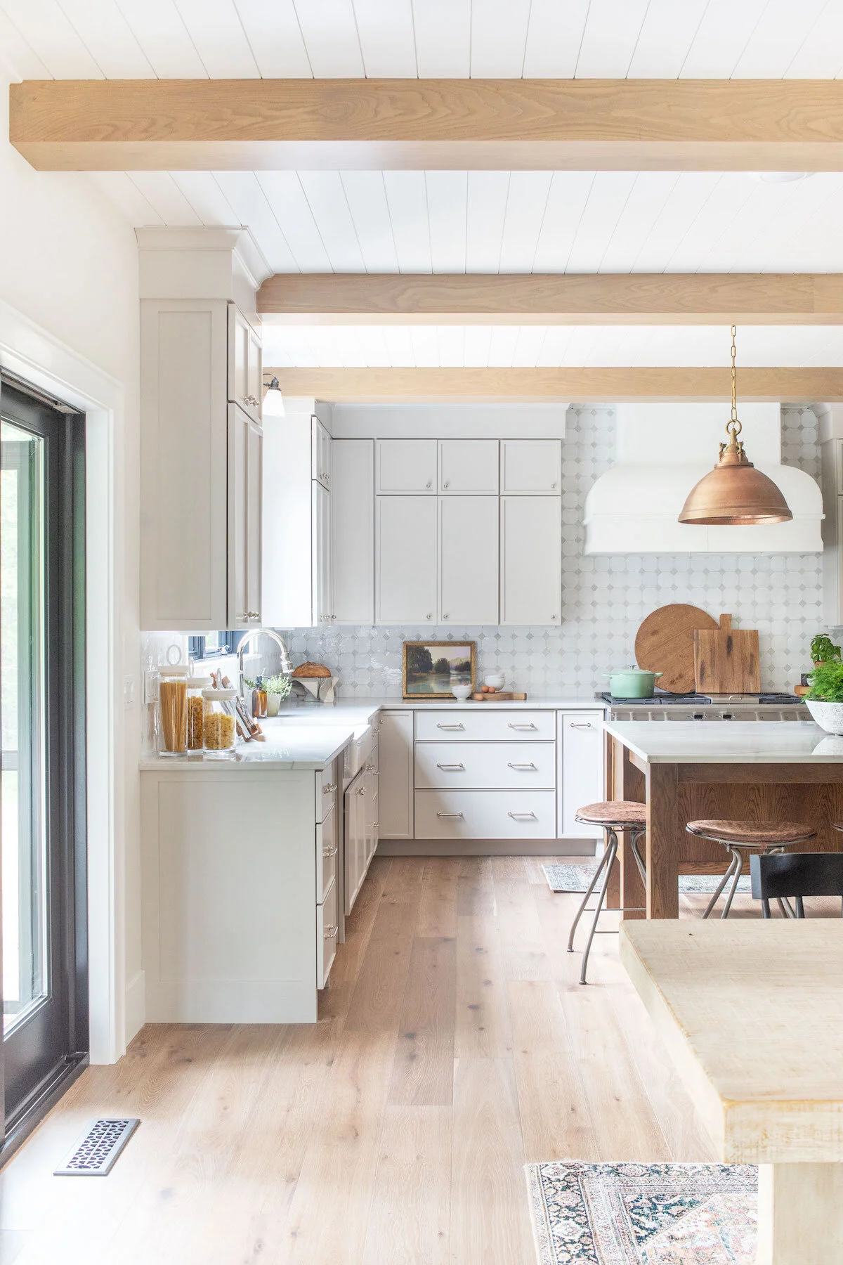 Stone-Bluff-Kitchen-Scout-and-Nimble-Bodine-White-12.jpg