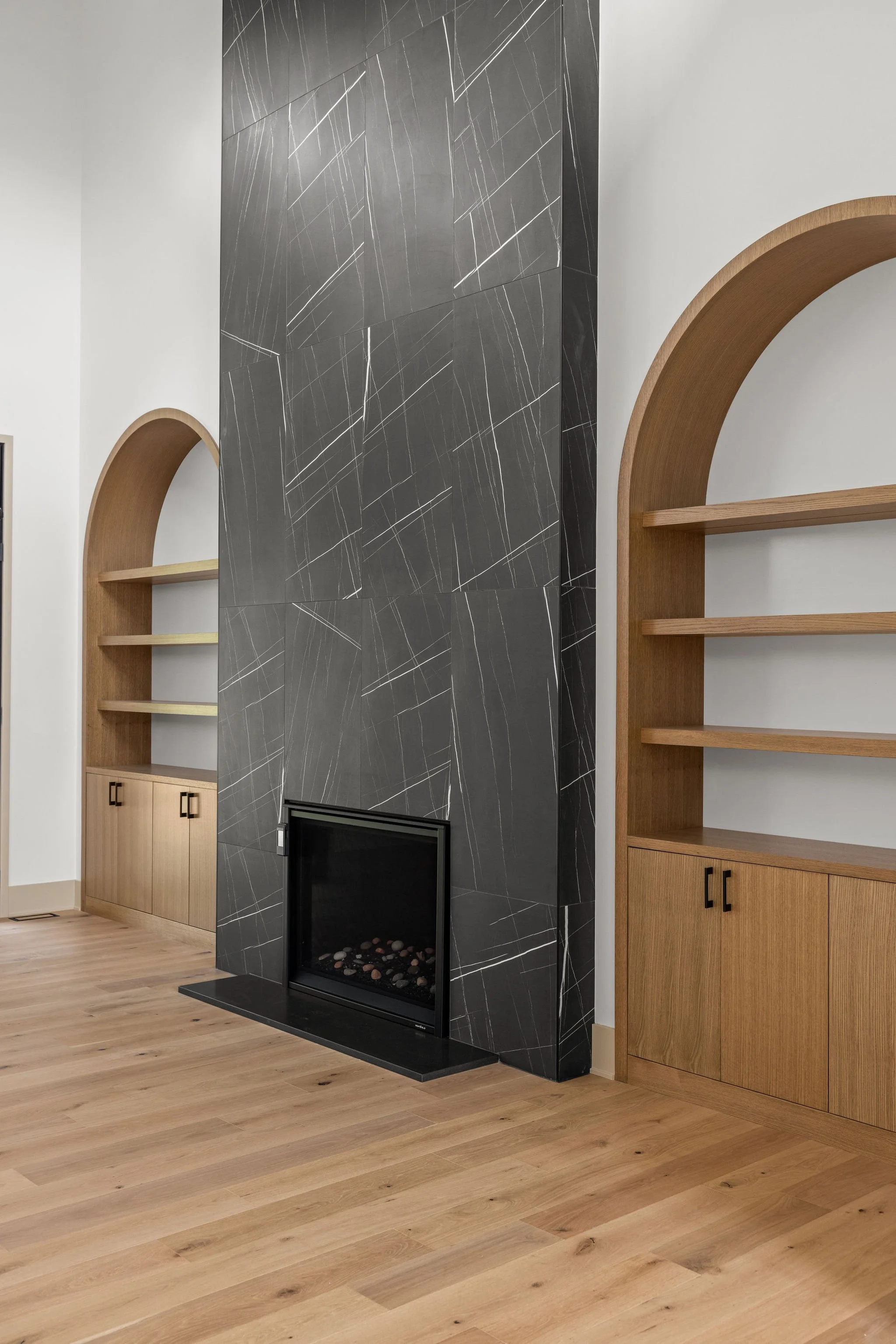 Makai-House_Laid-back-Organic-Modern_Custom-Build_Bodine-White_40.jpg