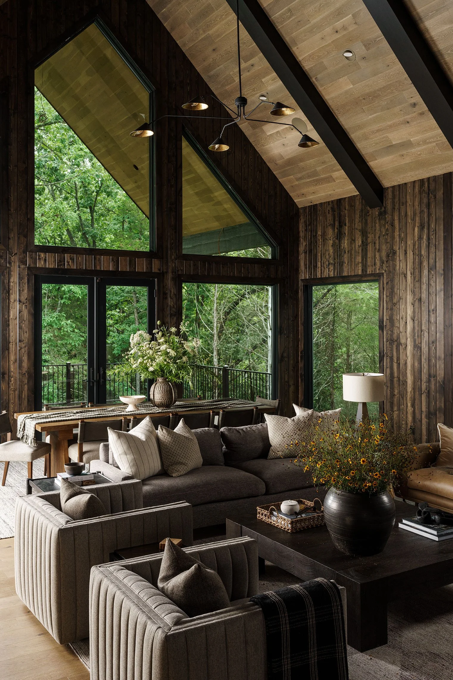 Woodland-Living-Organic-Modern-Residential-New-Build_Bodine-White_9.jpg
