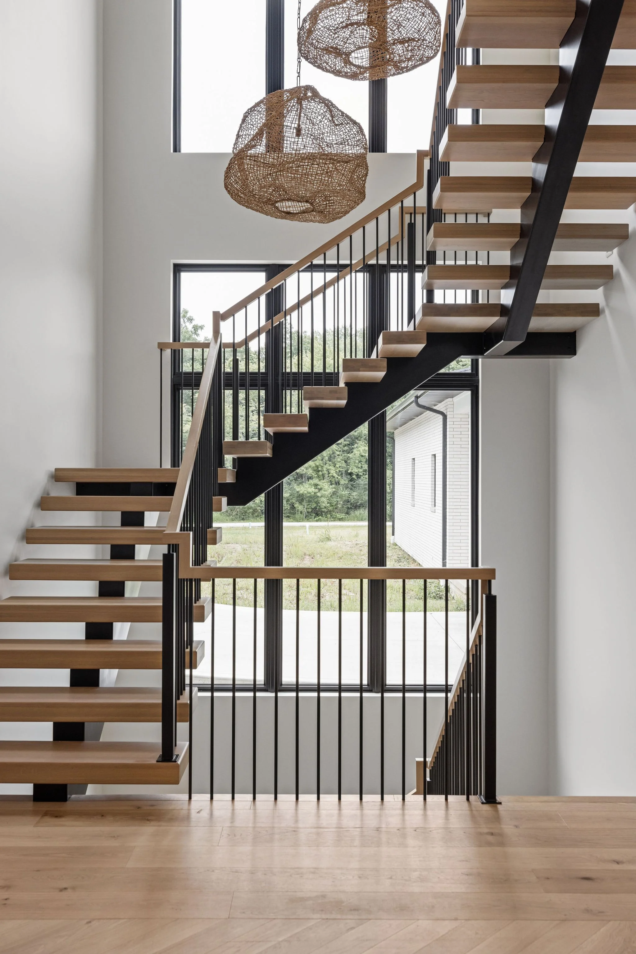 Makai-House_Laid-back-Organic-Modern_Custom-Build_Bodine-White_31.jpg