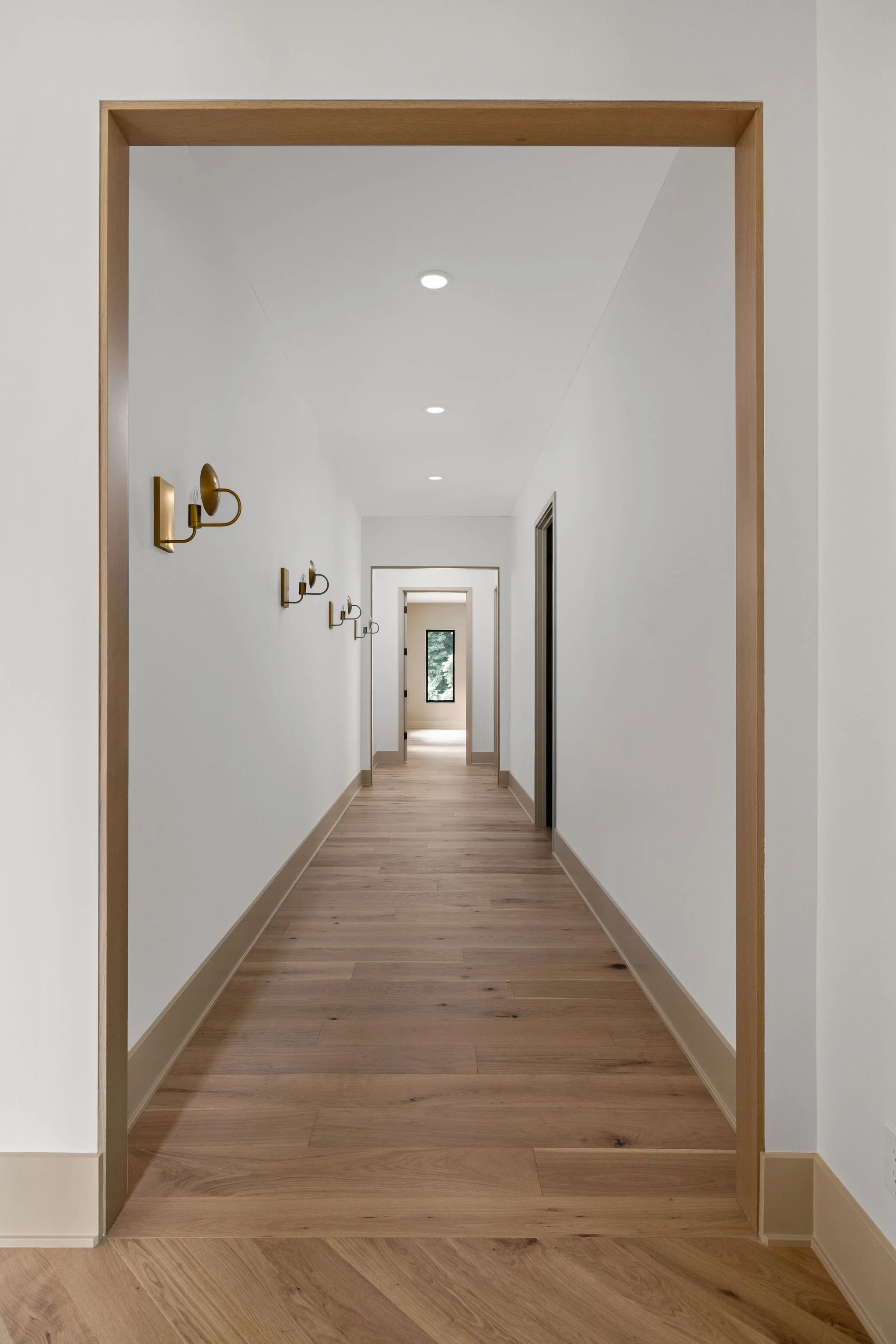 Makai-House_Laid-back-Organic-Modern_Custom-Build_Bodine-White_51.jpg