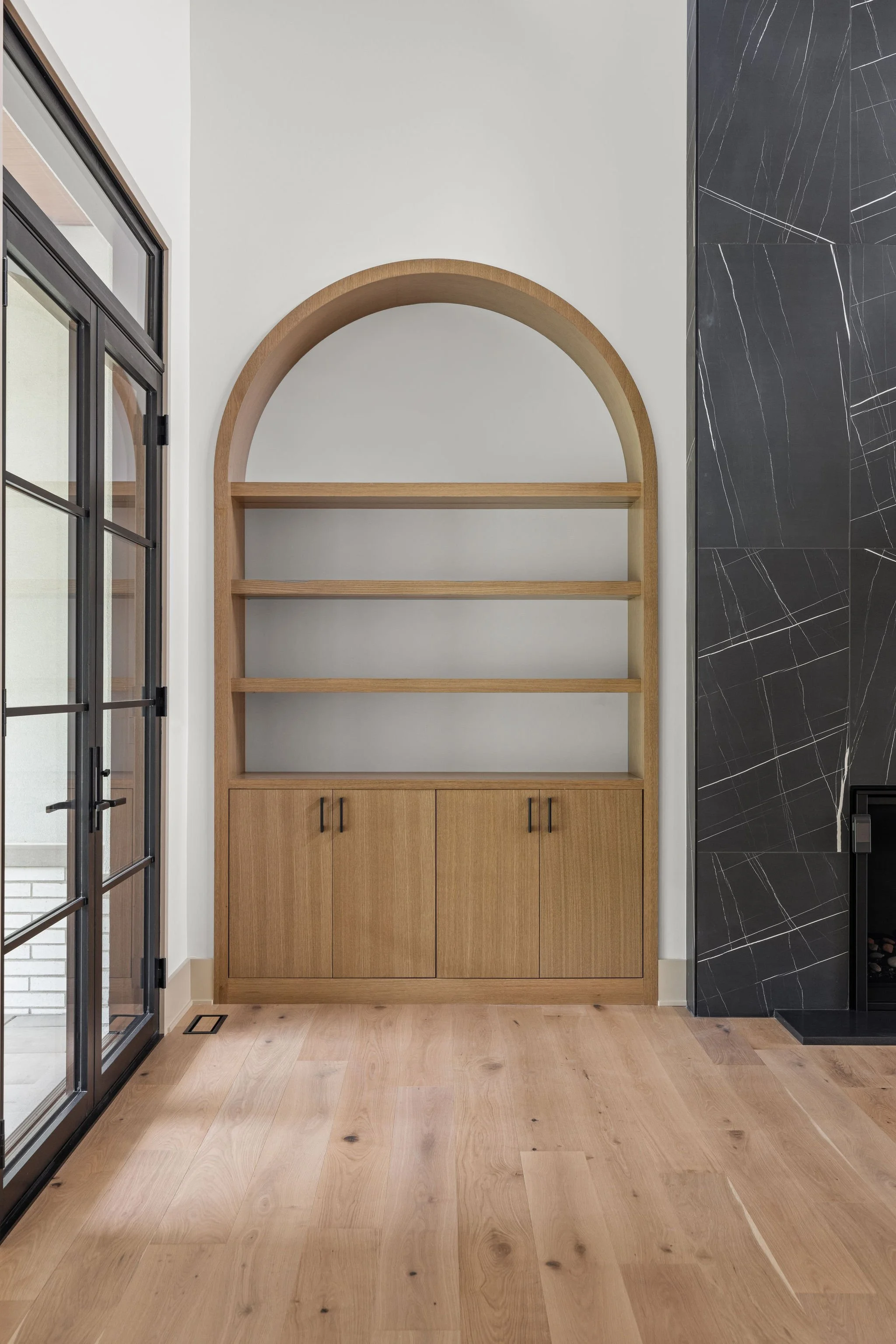 Makai-House_Laid-back-Organic-Modern_Custom-Build_Bodine-White_37.jpg