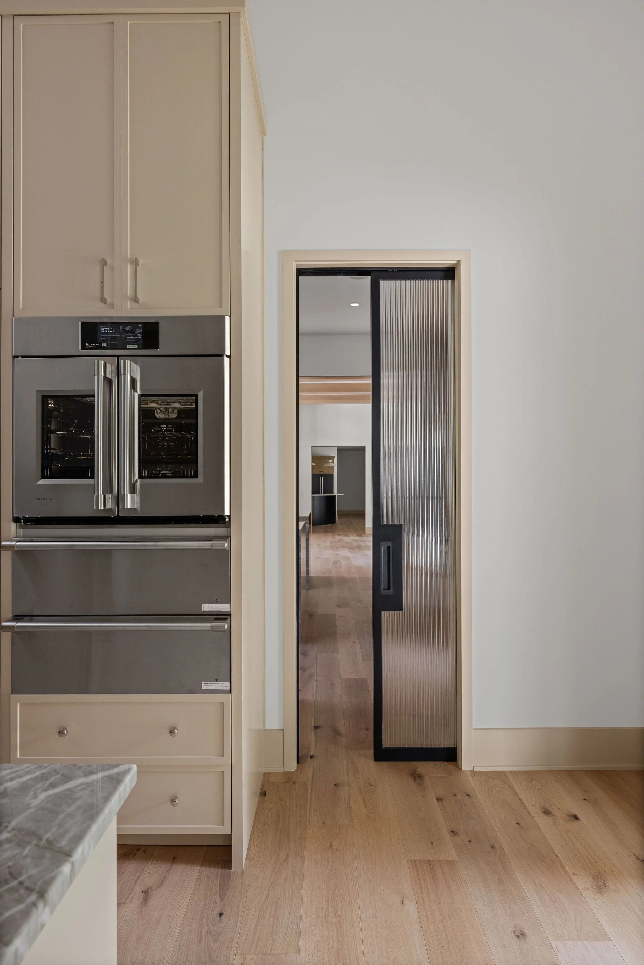 Makai-House_Laid-back-Organic-Modern_Custom-Build_Bodine-White_36.jpg
