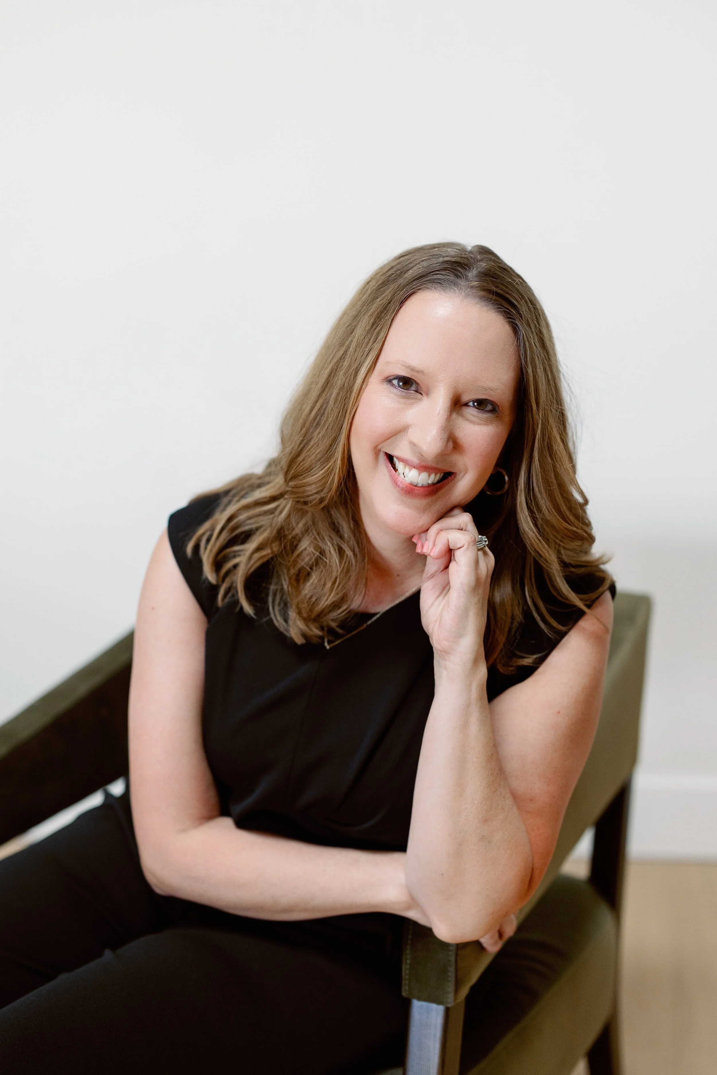 With a degree in Textile & Apparel Management from the University of Missouri, Cynthia's career began in retail, where she honed her skills in product development, assortment planning, and merchandise placement.