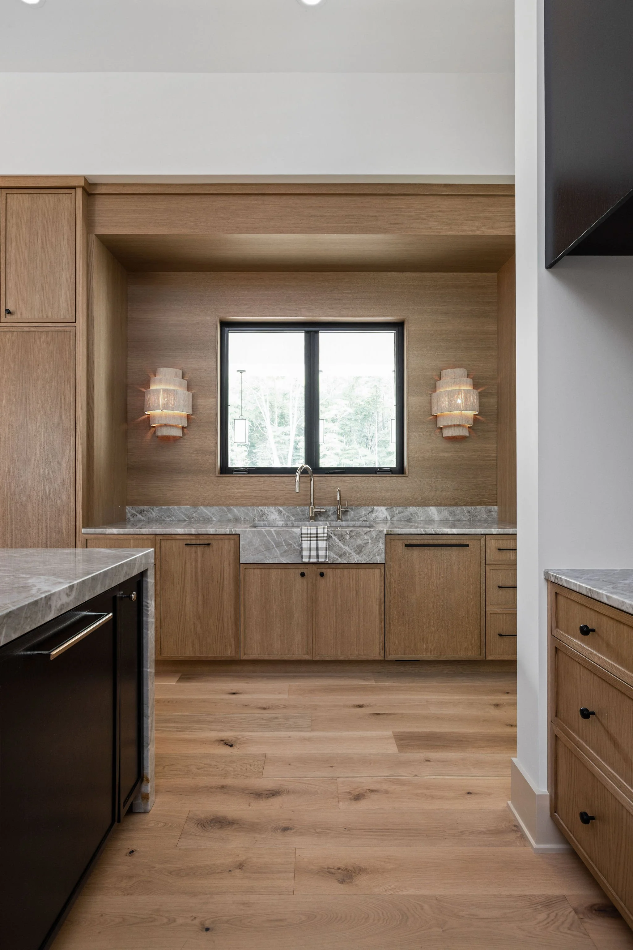 Makai-House_Laid-back-Organic-Modern_Custom-Build_Bodine-White_15.jpg