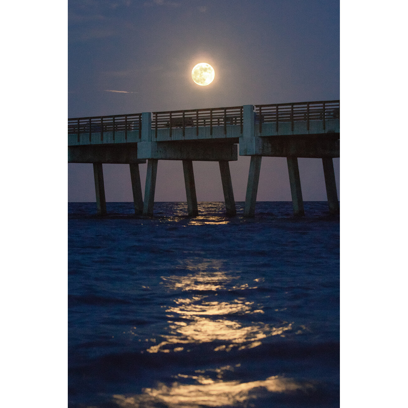 Reflecting_Moon.jpg