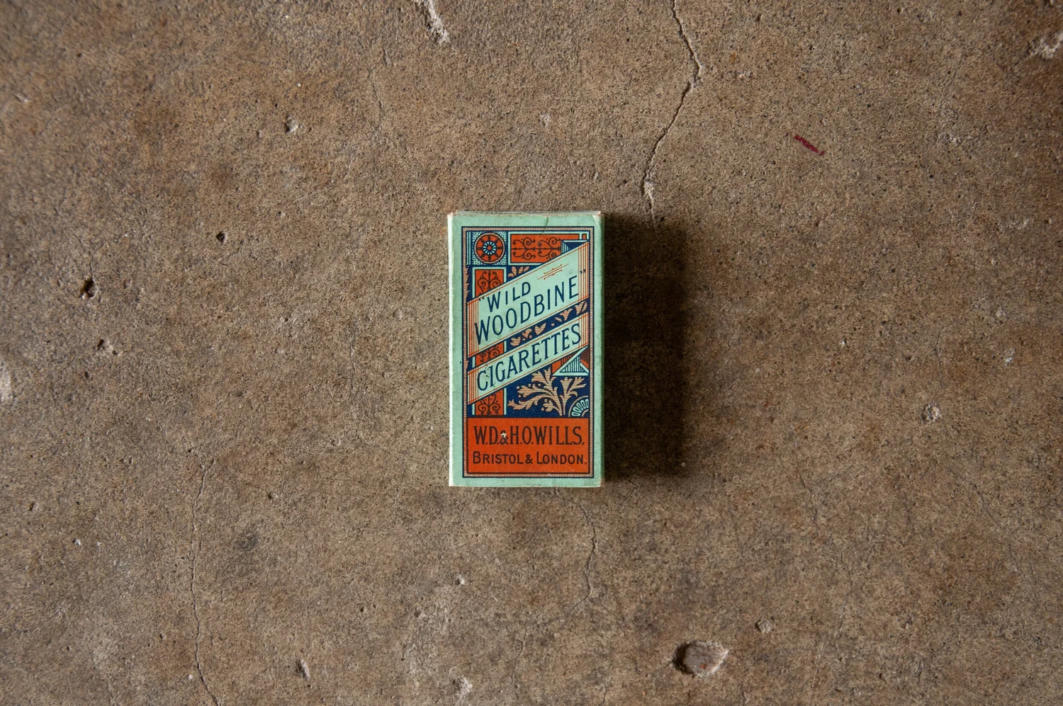 musical cigarette box Vintage World Globe Multitier Musical Cigarette Dispenser Box
