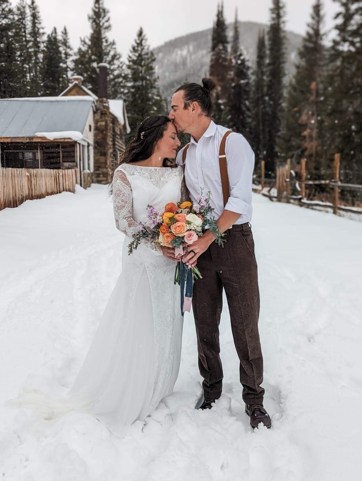 Best Romantic Flowers for her to Express Your Love