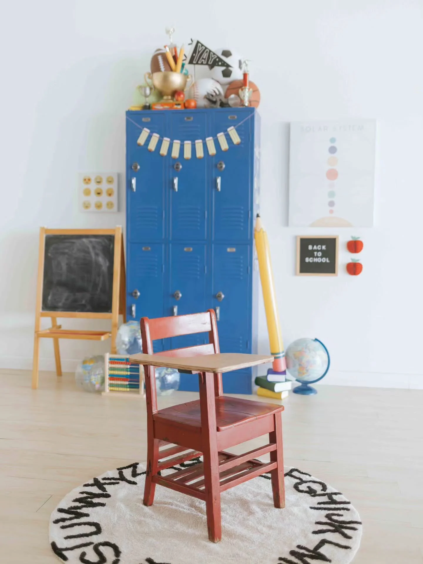 📍Garland

Back to School 📚✏️🍎📓 set is officially available now until August 24th. Please plan accordingly.

Rental period starts at 1 hour for $75. Any seasonal set available at the moment is included in your reservation. Please make sure you are