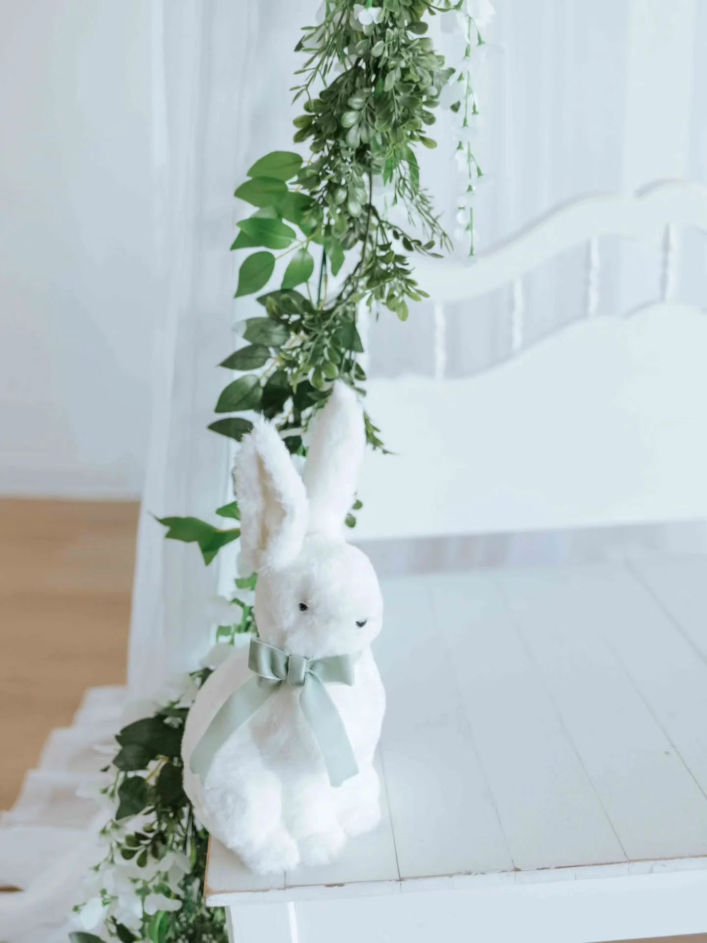 Available NOW at 📍Garland until Saturday April 4th. Please plan accordingly. 

Please take a moment to read some info below 🧐👇
The bench found under the canopy cannot be moved, but bunnies can be removed for a more spring-only look. Don't forget t