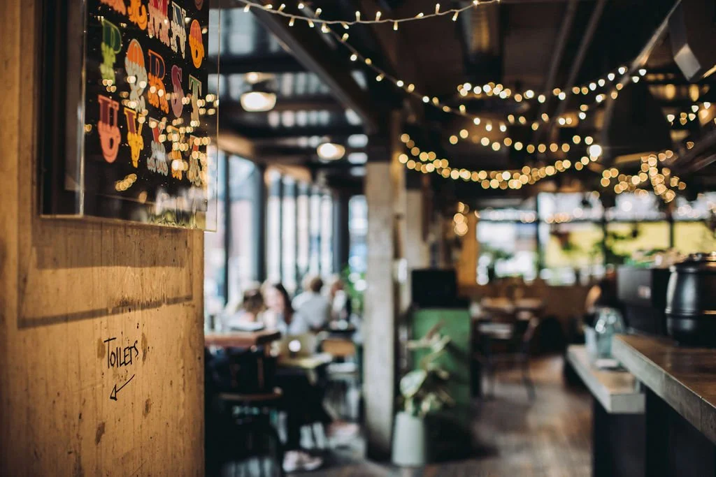 HEIST BANK CHRISTMAS (10).jpg