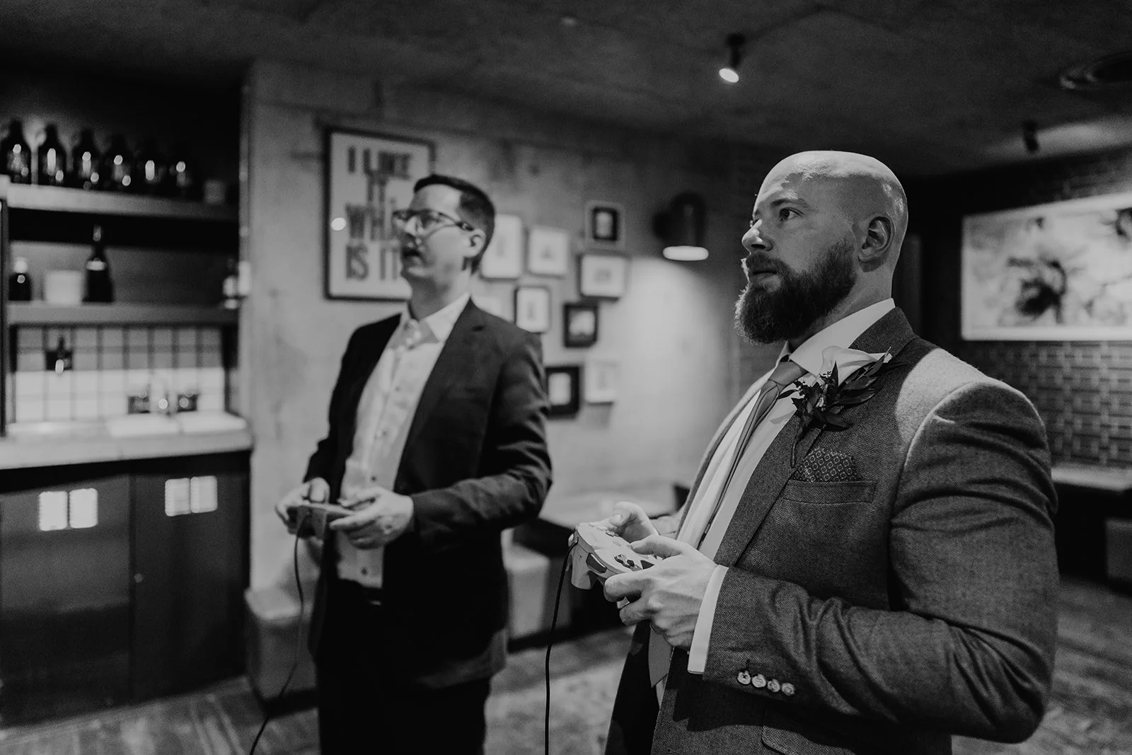 Ellie&Lyndon_Heist Bank_4.jpg