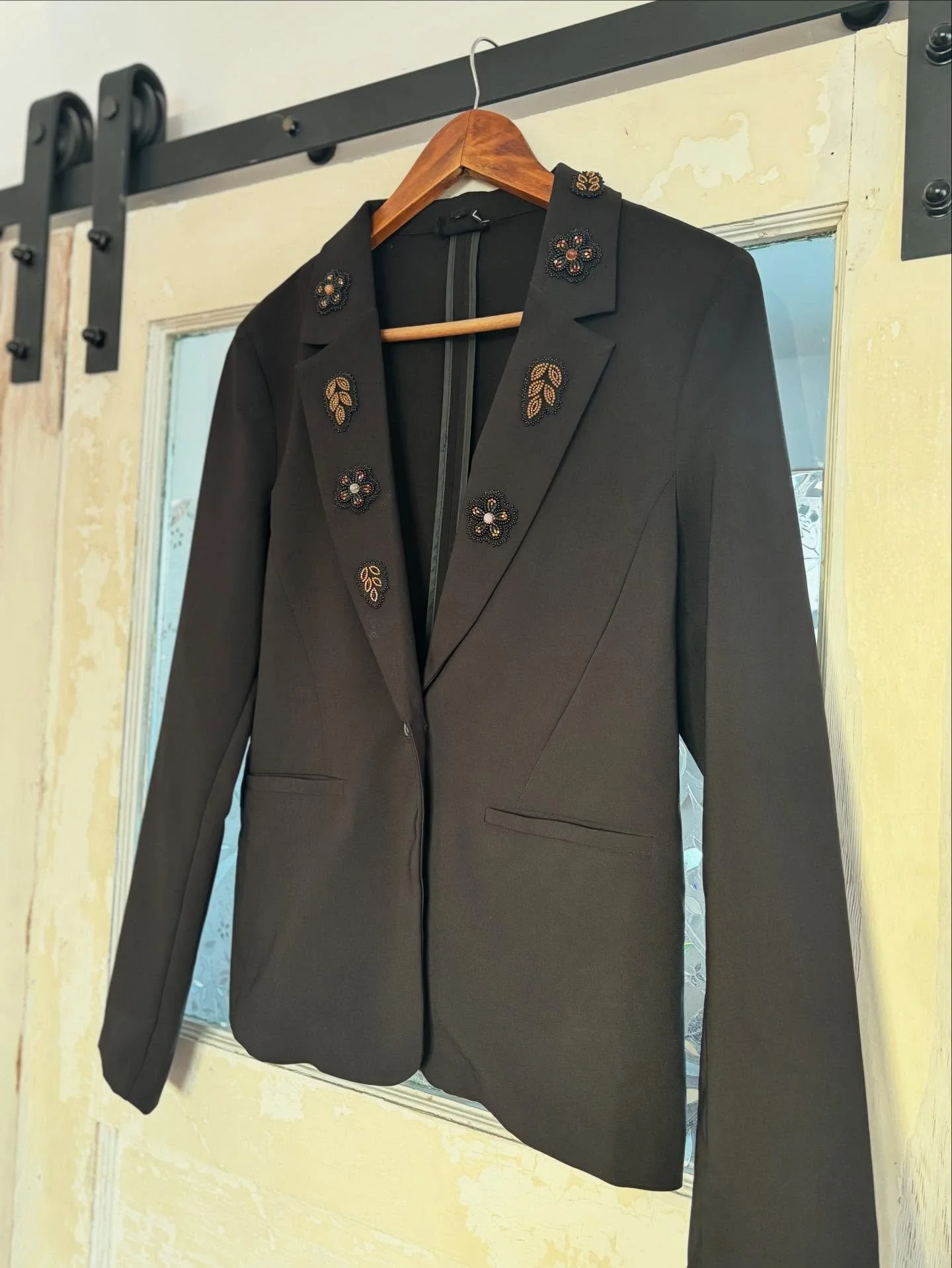 Last Holiday Wraffle . River beauty creations blazer(sL)  Necklace and keychain. One winnner 

Mussi choo for the support, and love. 

$20/25 lines 

Emt- Bobbirose14@gmail.com

1. 
2. 
3. 
4. 
5. 
6.
7. 
 8.
9. 
10.
11. 
12. 
13.
14.
15.
16.
17.
18.