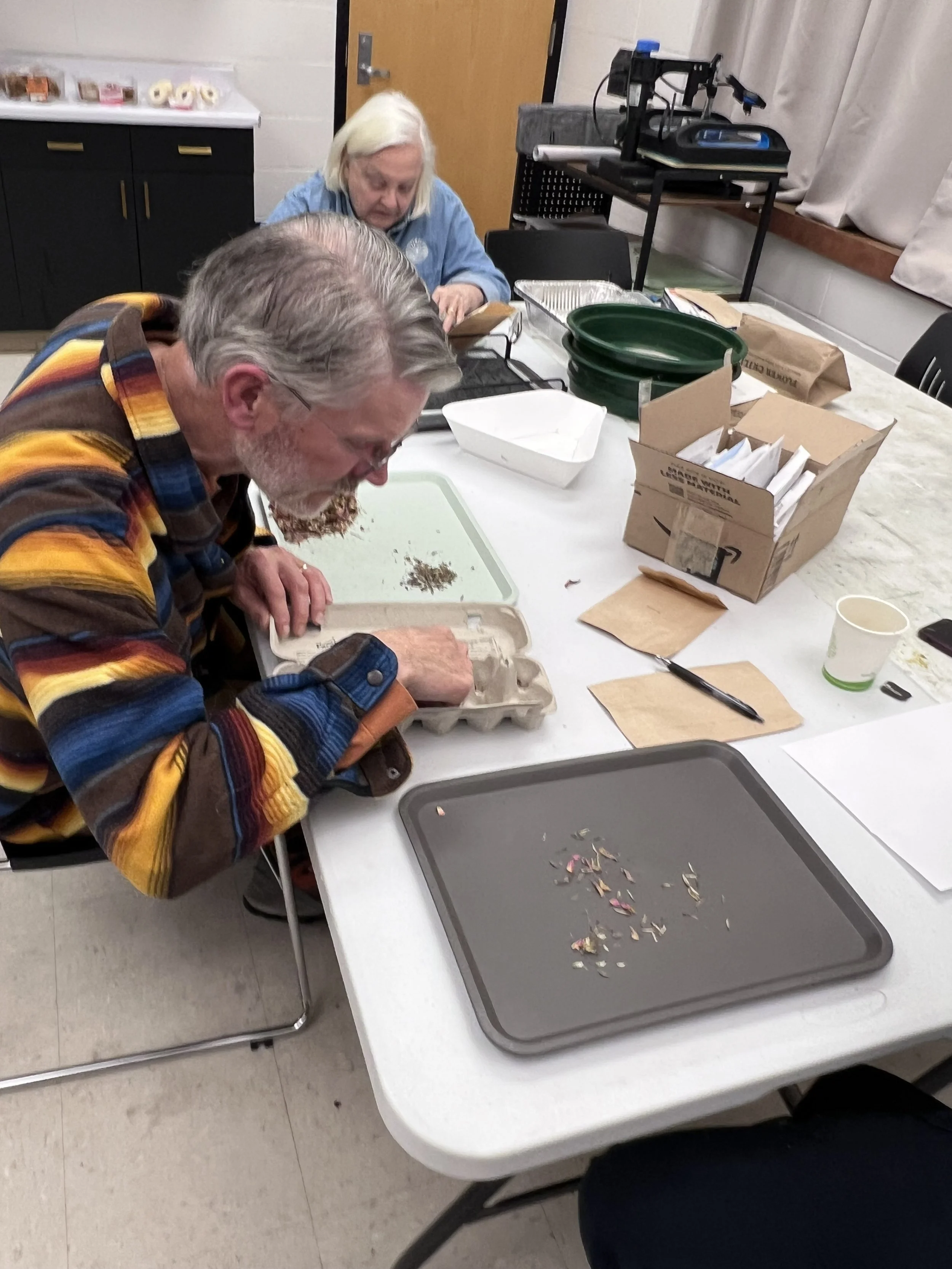 Como Community Seed Library January Seed Gathering