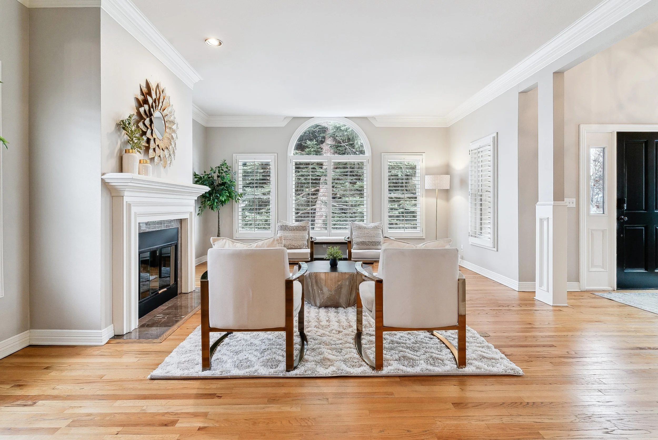 06-N Locust Ln-007.jpg