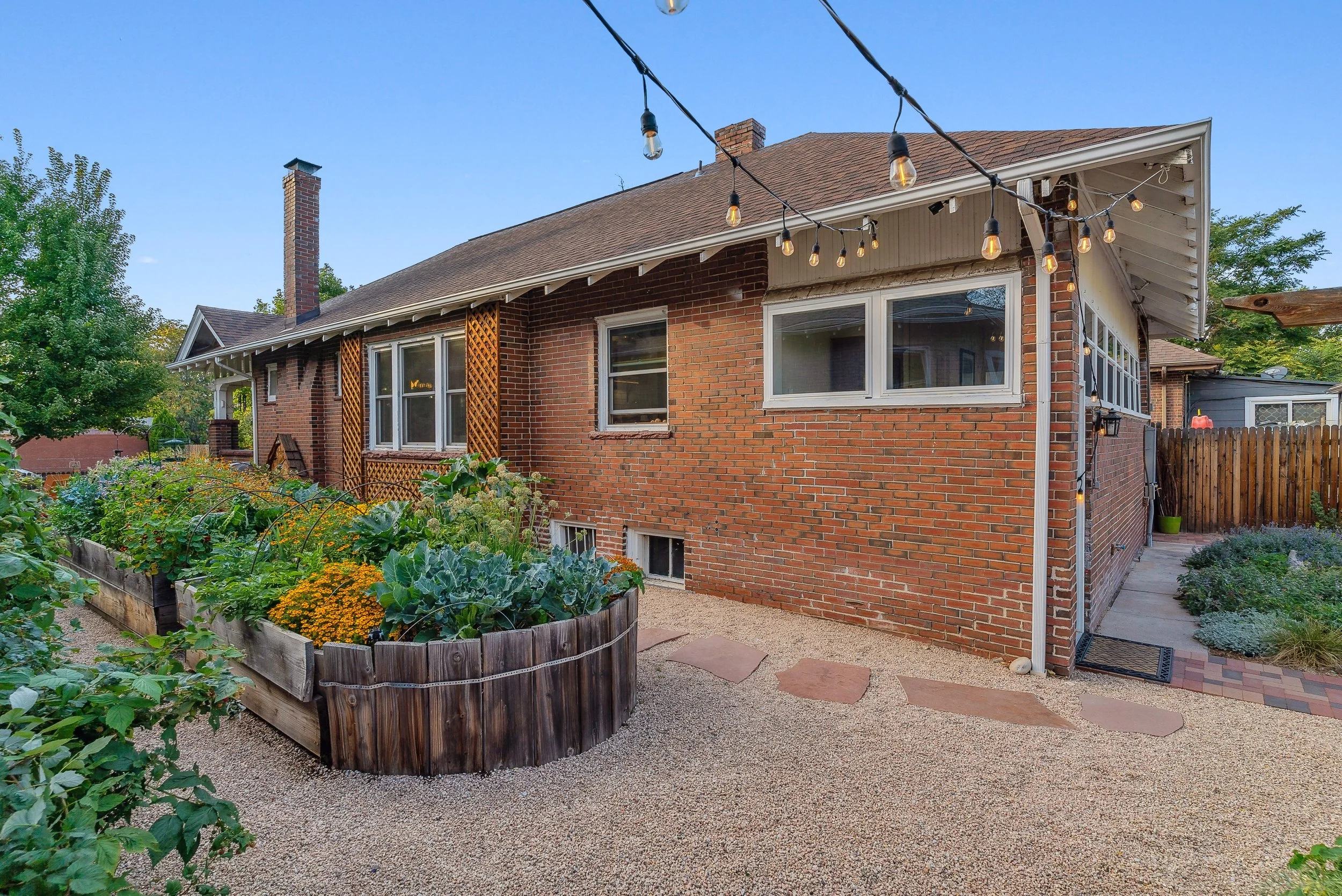 10-N. Columbine St-25.jpg