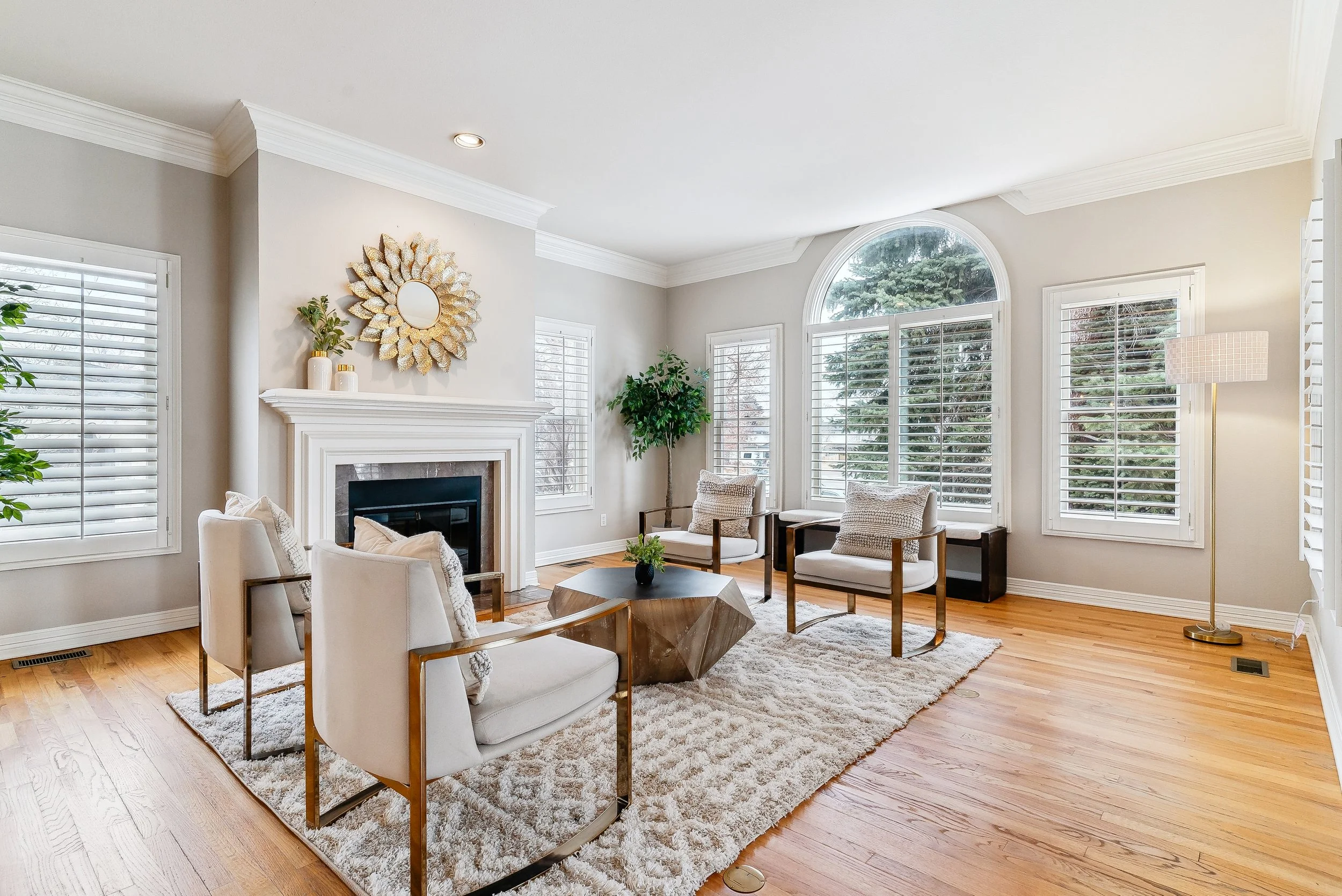 05-N Locust Ln-001.jpg