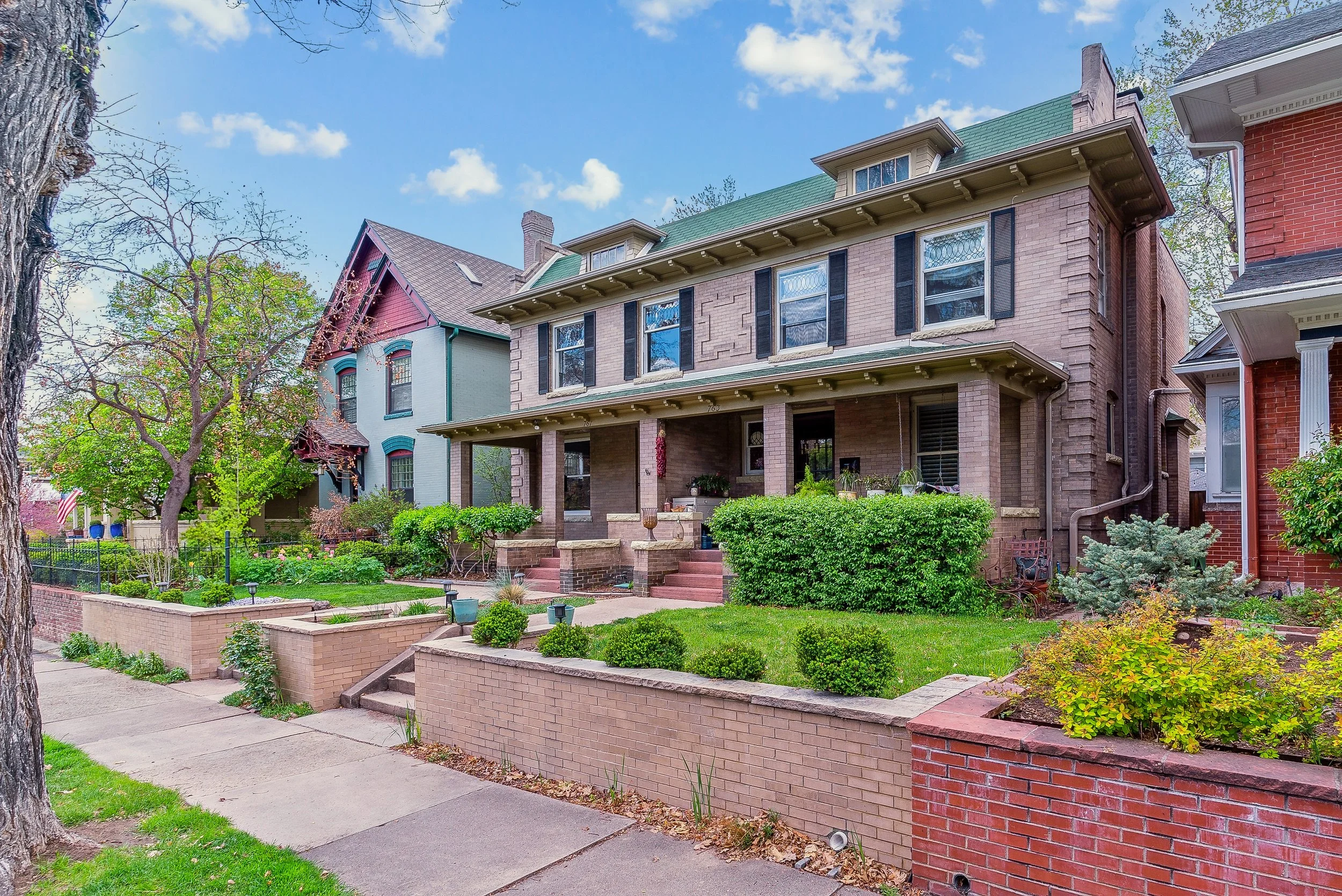 01-761 Lafayette-1.jpg