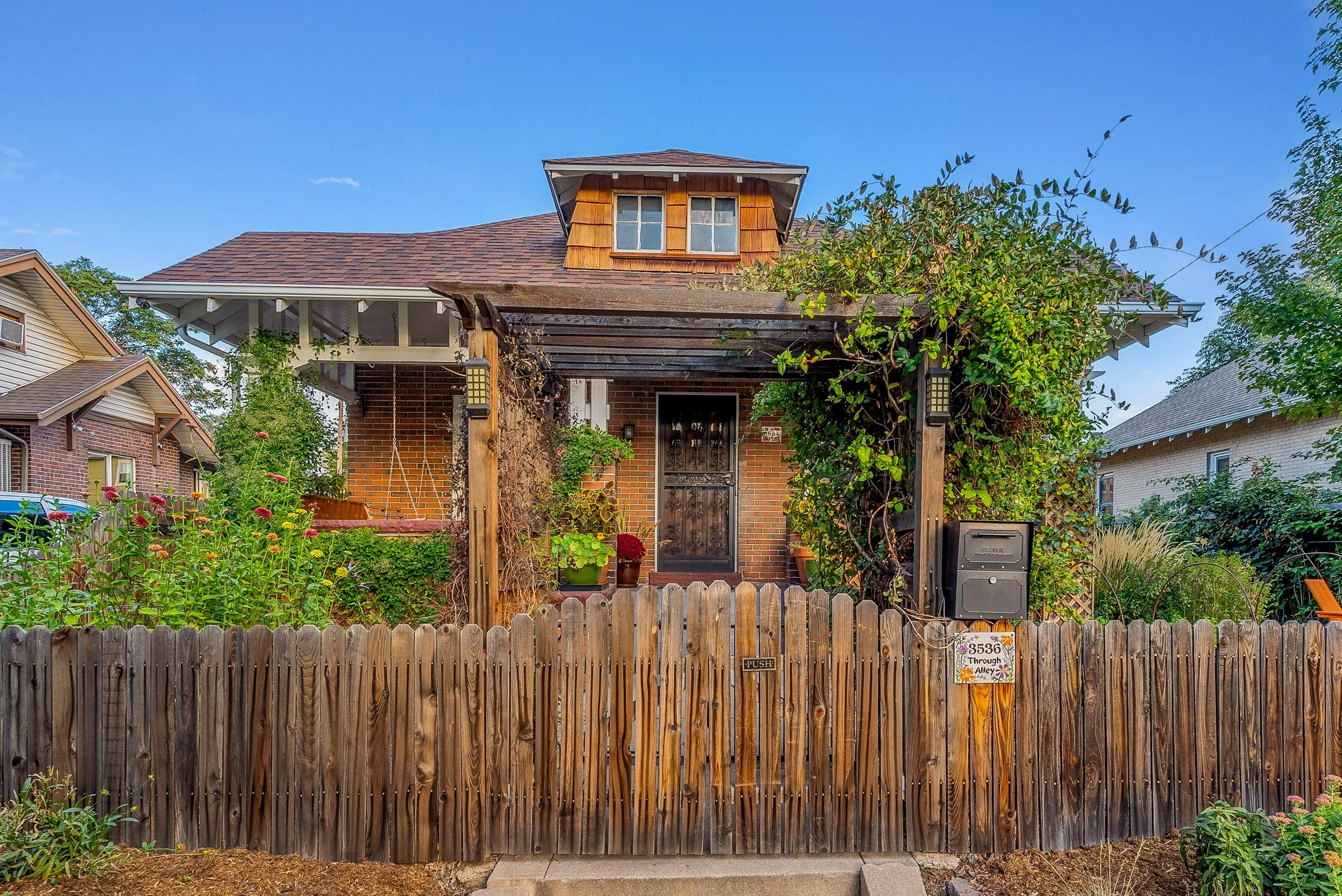 02-N. Columbine St-06.jpg