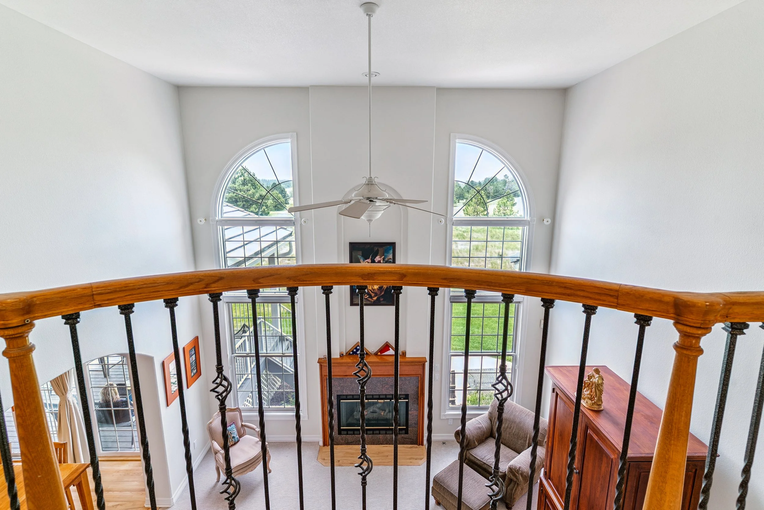 39-Reindeer Cir-092.jpg