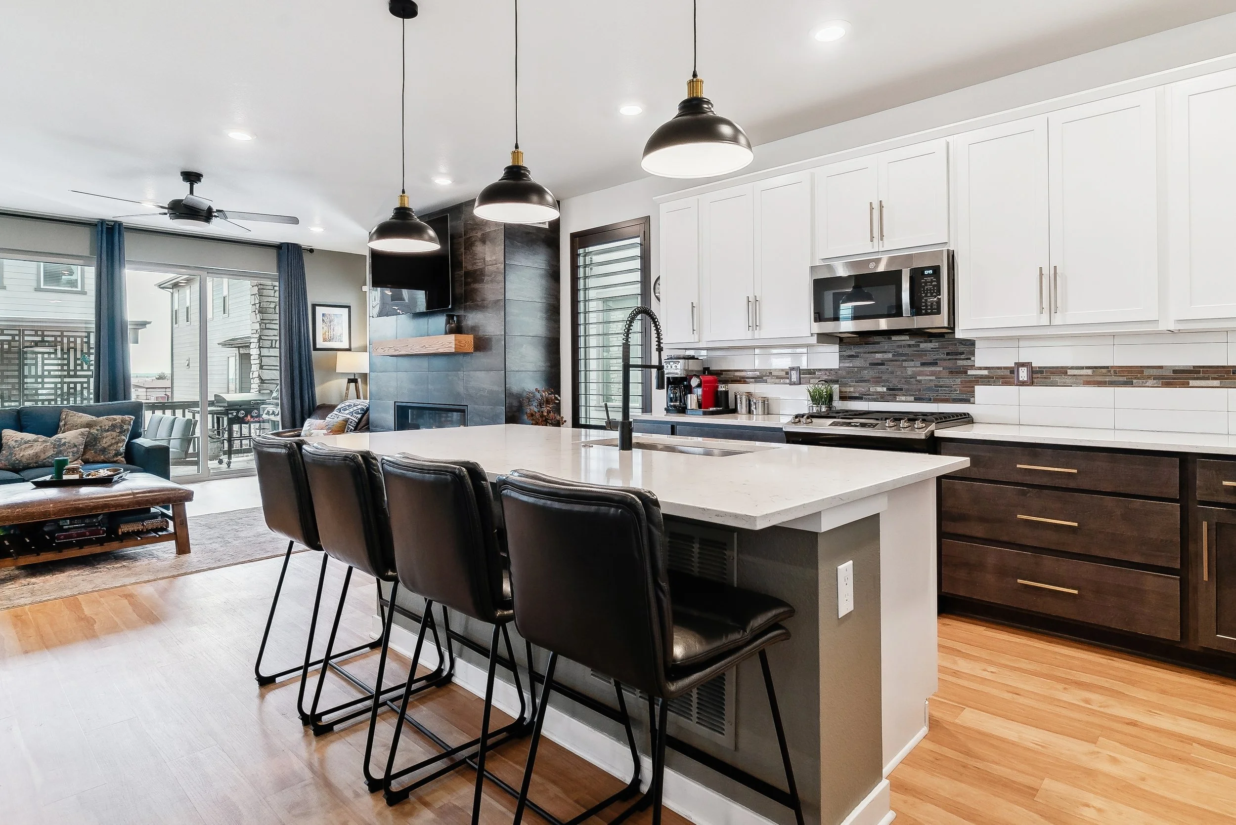 21-W Floyd Dr-086.jpg