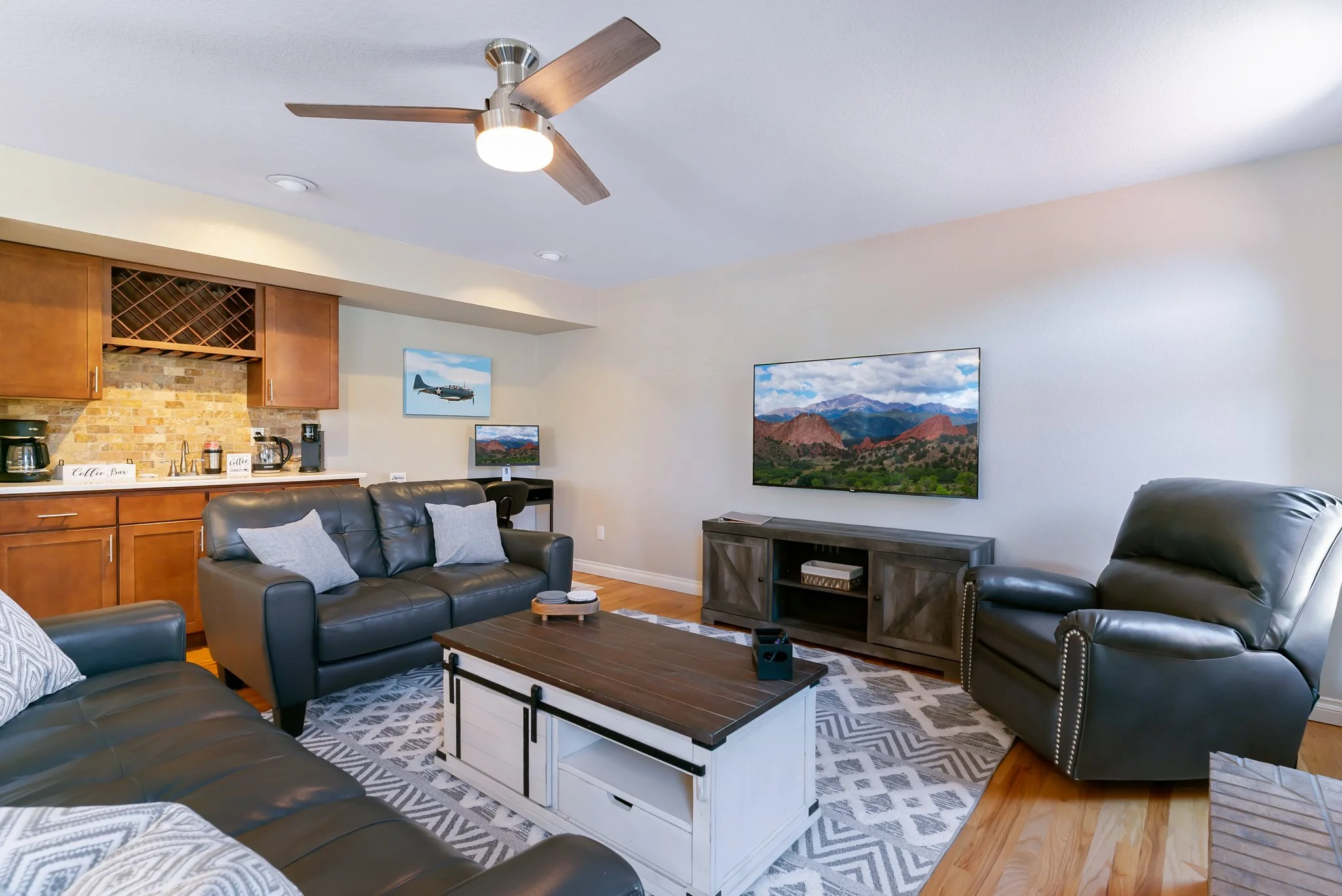 145 Wuthering Heights Dr-60.jpg