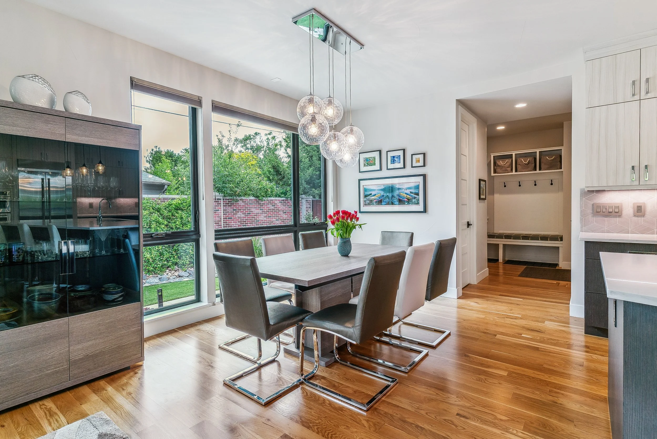 18-E Dickenson Pl-087.jpg