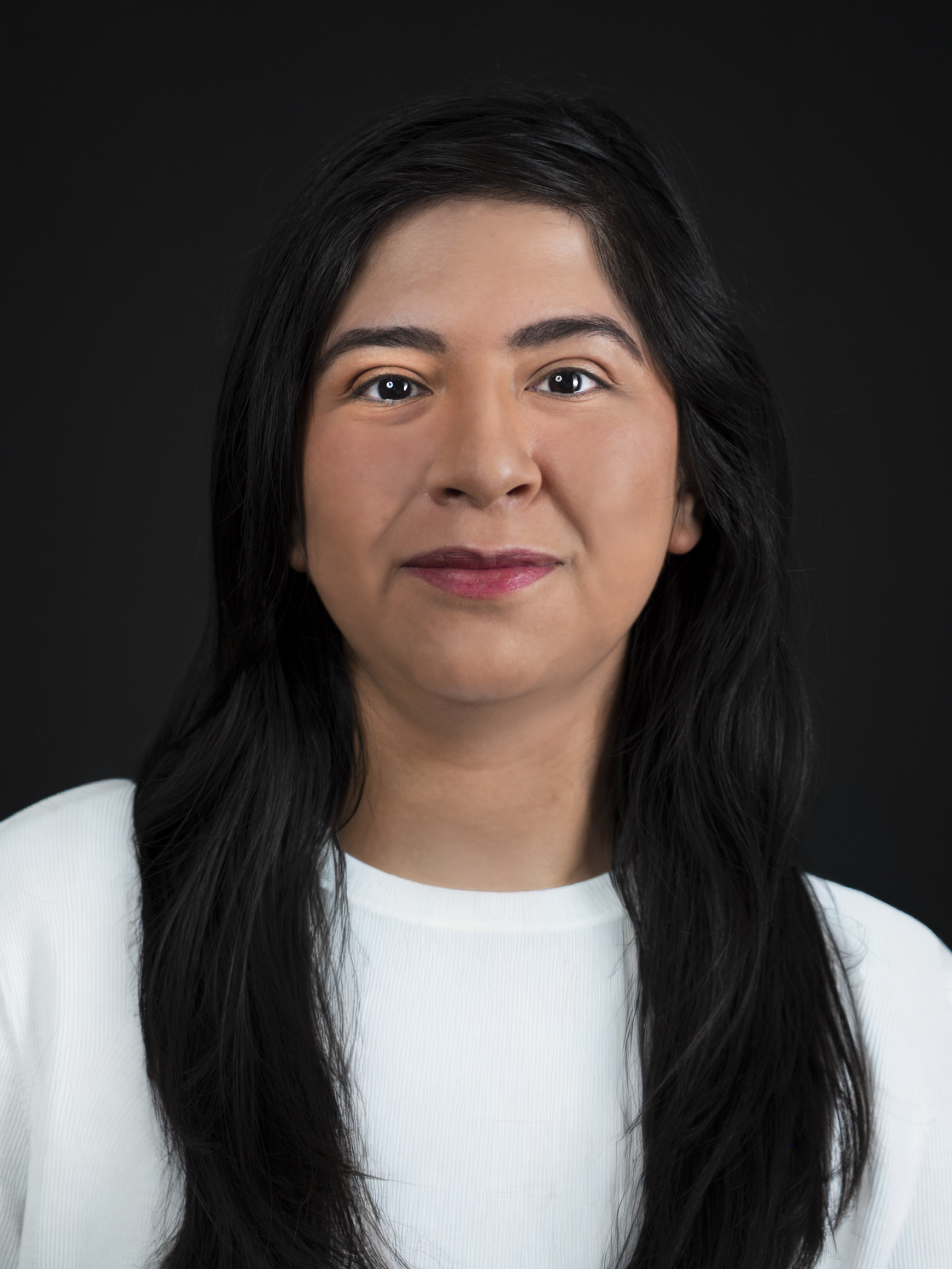 Kimmie_Headshots-5.png