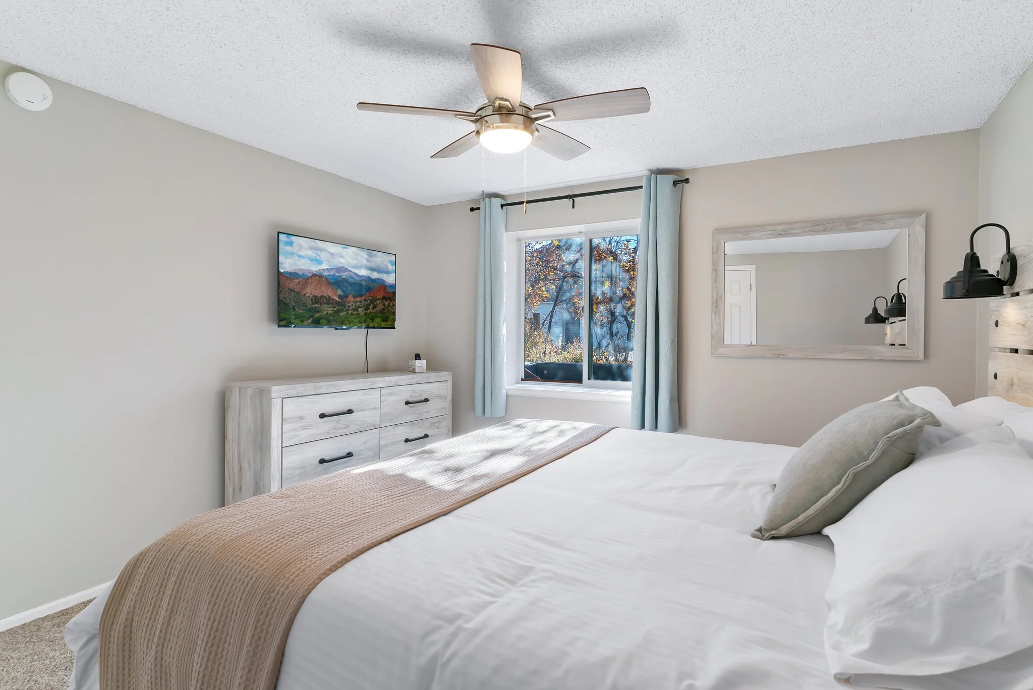 145 Wuthering Heights Dr-73.jpg