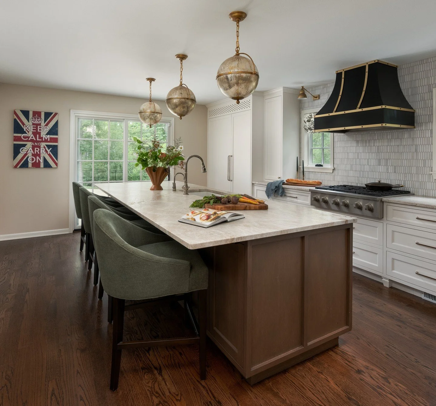 ⁠Good design is in the mix.⁠
⁠
⁠
⁠
Here, upholstered counter stools soften the harder finishes, while window treatments bring a layer of warmth and texture. ⁠