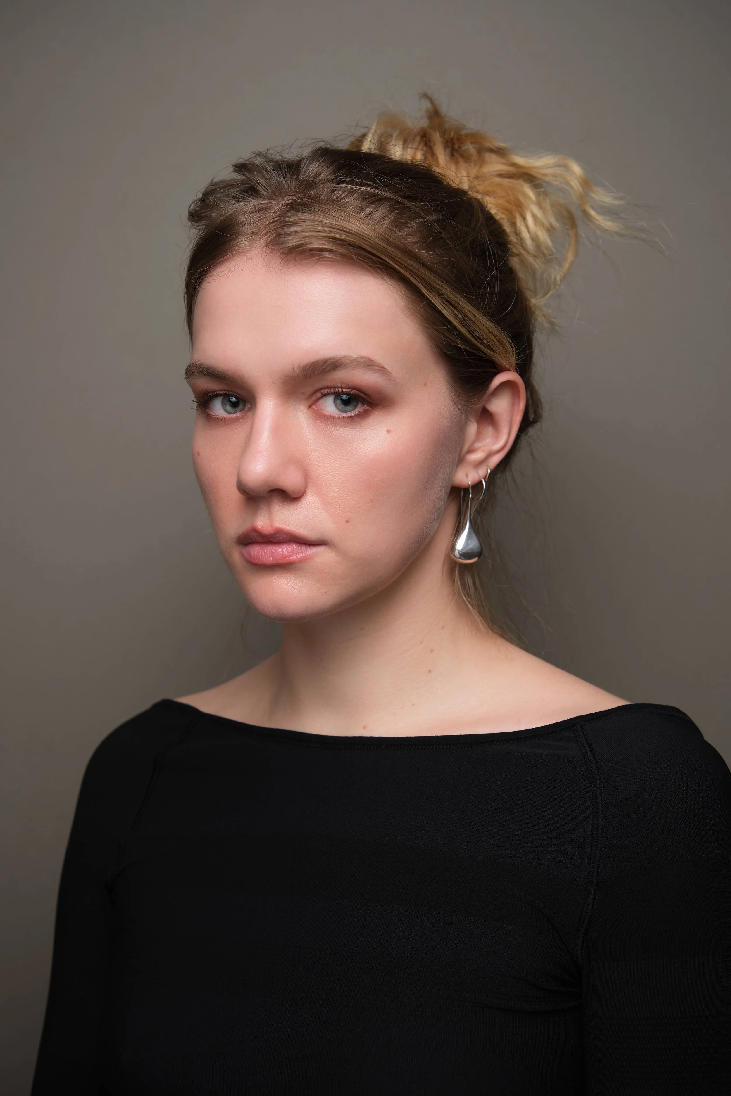 Hannah_Headshots_0556.jpg