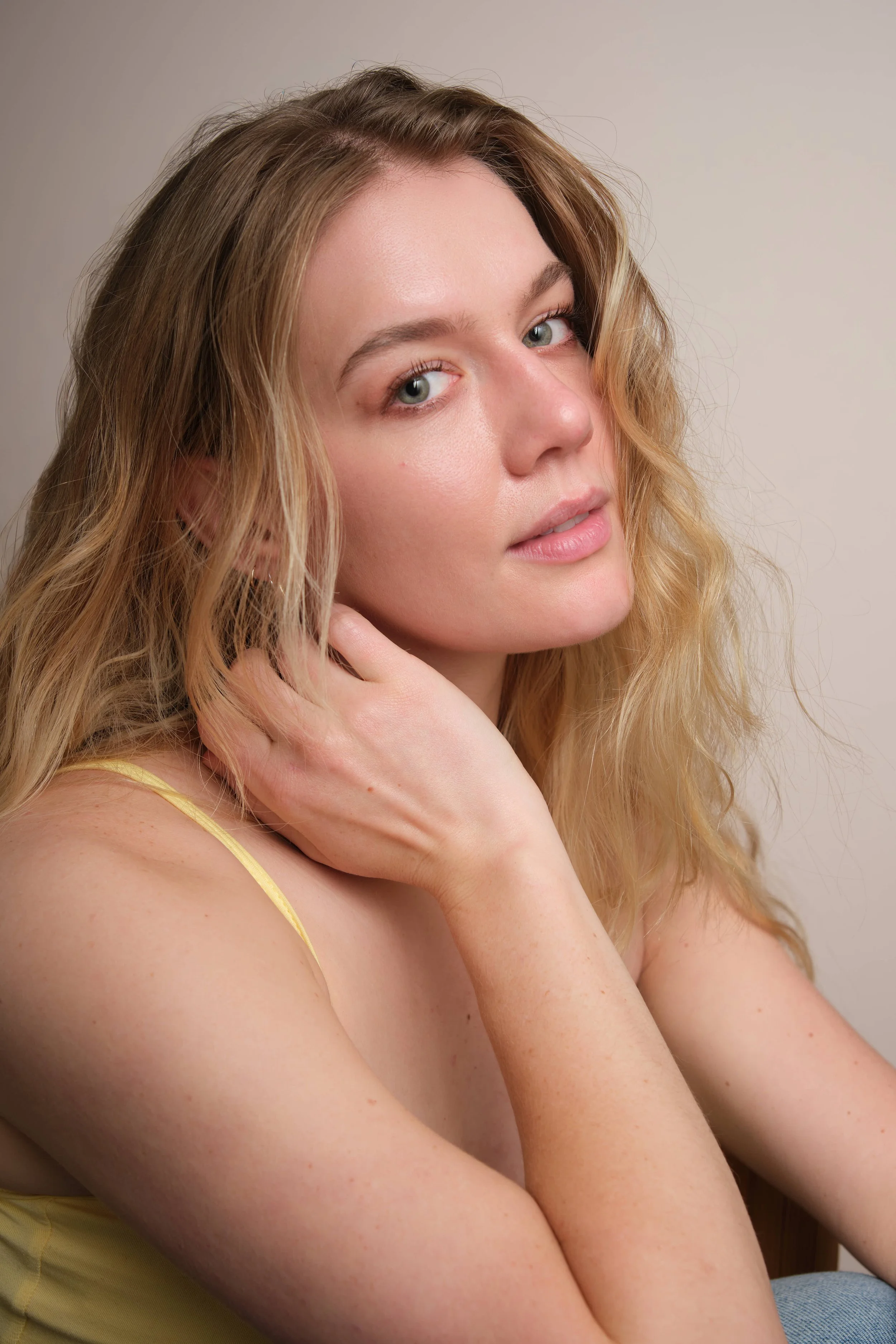 Hannah_Headshots_0041.jpg