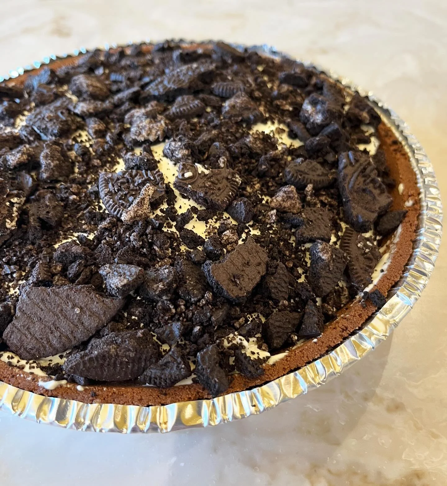 Small celebration? Our ICE CREAM PIES are perfect when a cake is just too much for the occasion. This one&rsquo;s creamy vanilla ice cream on a chocolate crust topped with crushed Oreos. 😋  Come grab one today!
⠀⠀⠀⠀⠀⠀⠀⠀⠀⠀⠀⠀⠀⠀⠀⠀⠀⠀ 
⠀⠀⠀⠀⠀⠀⠀⠀⠀⠀⠀⠀⠀⠀⠀⠀⠀⠀
