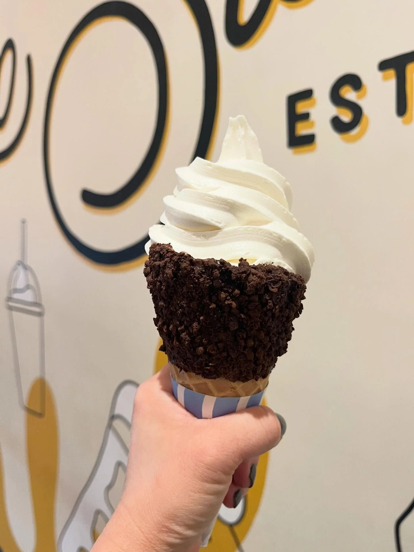 It&rsquo;s always ice cream weather
⠀⠀⠀⠀⠀⠀⠀⠀⠀⠀⠀⠀⠀⠀⠀⠀⠀⠀
⠀⠀⠀⠀⠀⠀⠀⠀⠀⠀⠀⠀⠀⠀⠀⠀⠀⠀
⠀⠀⠀⠀⠀⠀⠀⠀⠀⠀⠀⠀⠀⠀⠀⠀⠀⠀

Come on by!
 🍁Sunday-Thursday: Noon-9pm
 🍁Friday-Saturday: Noon-10pm
Or get it delivered with DoorDash! 
⠀⠀⠀⠀⠀⠀⠀⠀⠀⠀⠀⠀⠀⠀⠀⠀⠀⠀
⠀⠀⠀⠀⠀⠀⠀⠀⠀⠀⠀⠀⠀⠀⠀⠀⠀⠀ 
⠀⠀⠀⠀⠀⠀⠀⠀⠀⠀