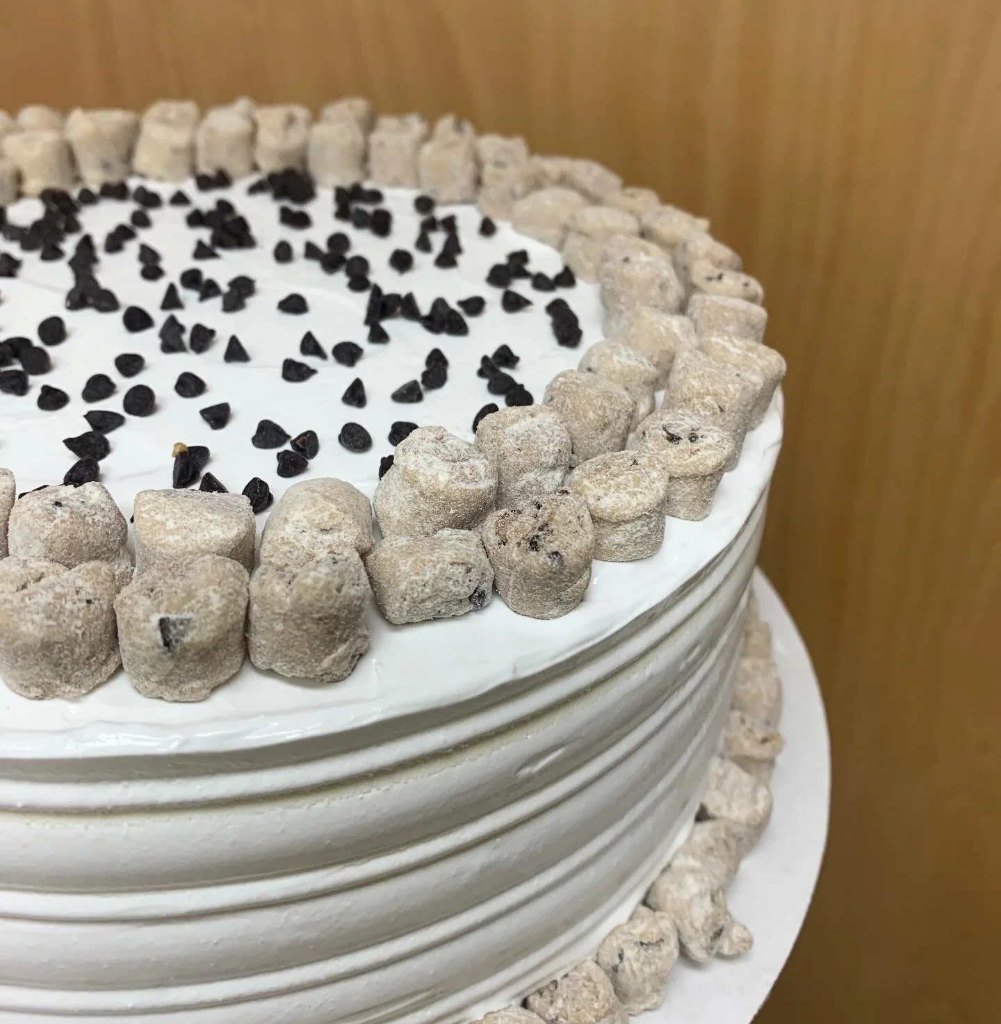 Grab your goodies for New Years! We are here until 9pm Monday and Tuesday but will be closed on New Years Eve and New Year Day. 
⠀⠀⠀⠀⠀⠀⠀⠀⠀⠀⠀⠀⠀⠀⠀⠀⠀⠀
⠀⠀⠀⠀⠀⠀⠀⠀⠀⠀⠀⠀⠀⠀⠀⠀⠀⠀
⠀⠀⠀⠀⠀⠀⠀⠀⠀⠀⠀⠀⠀⠀⠀⠀⠀⠀

Come on by!
 🍁Sunday-Thursday: Noon-9pm
 🍁Friday-Saturday: No