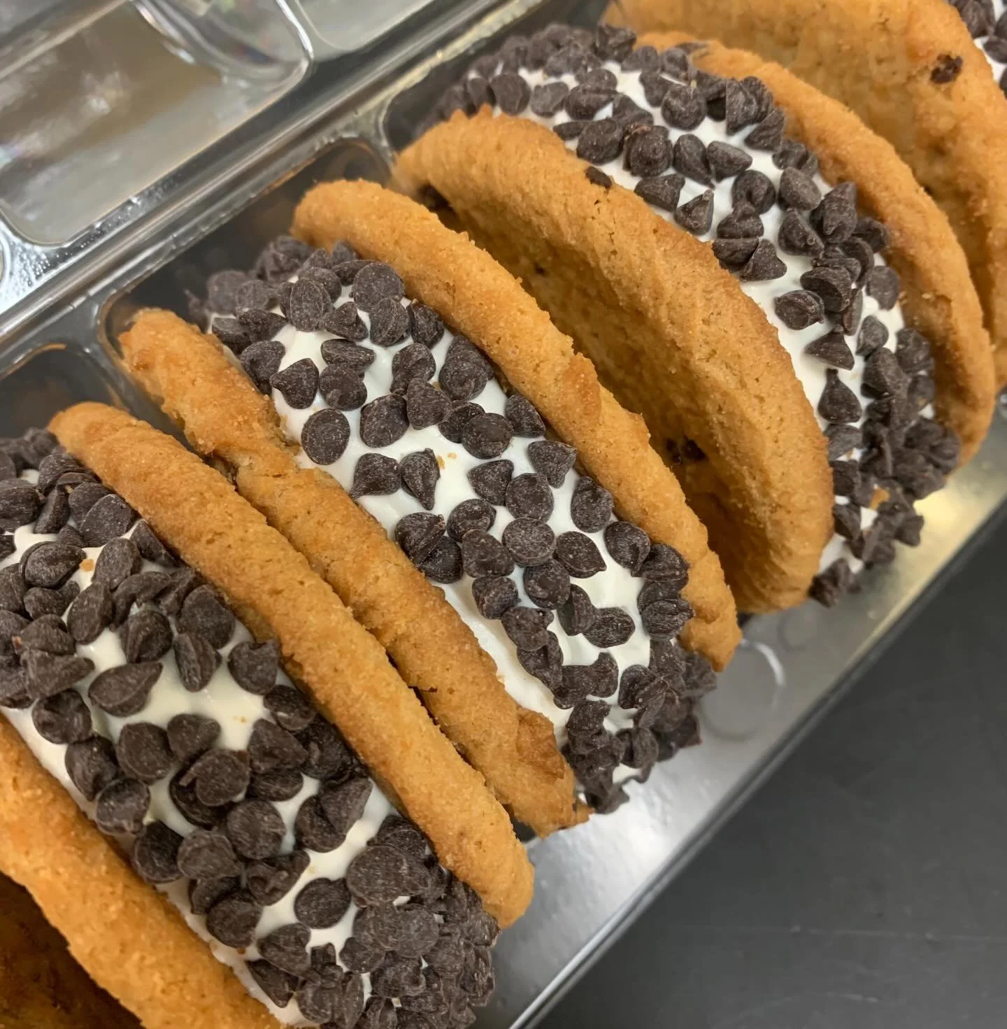 What ice cream goodies you gettin&rsquo; for your New Years Bash?🎉 Sandwiches? Sliders? Cake? Pie? Cannoli? Or just some simple quarts of your favorite flavors? Whatever you&rsquo;re in the mood for, come grab &lsquo;em while you can! We&rsquo;re fu